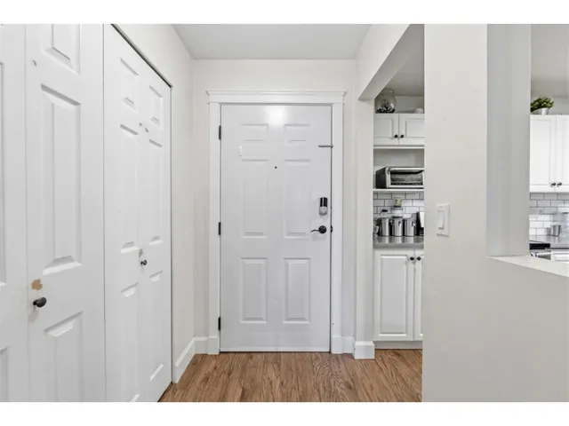 405 - 2435 CENTER STREET, Abbotsford 2