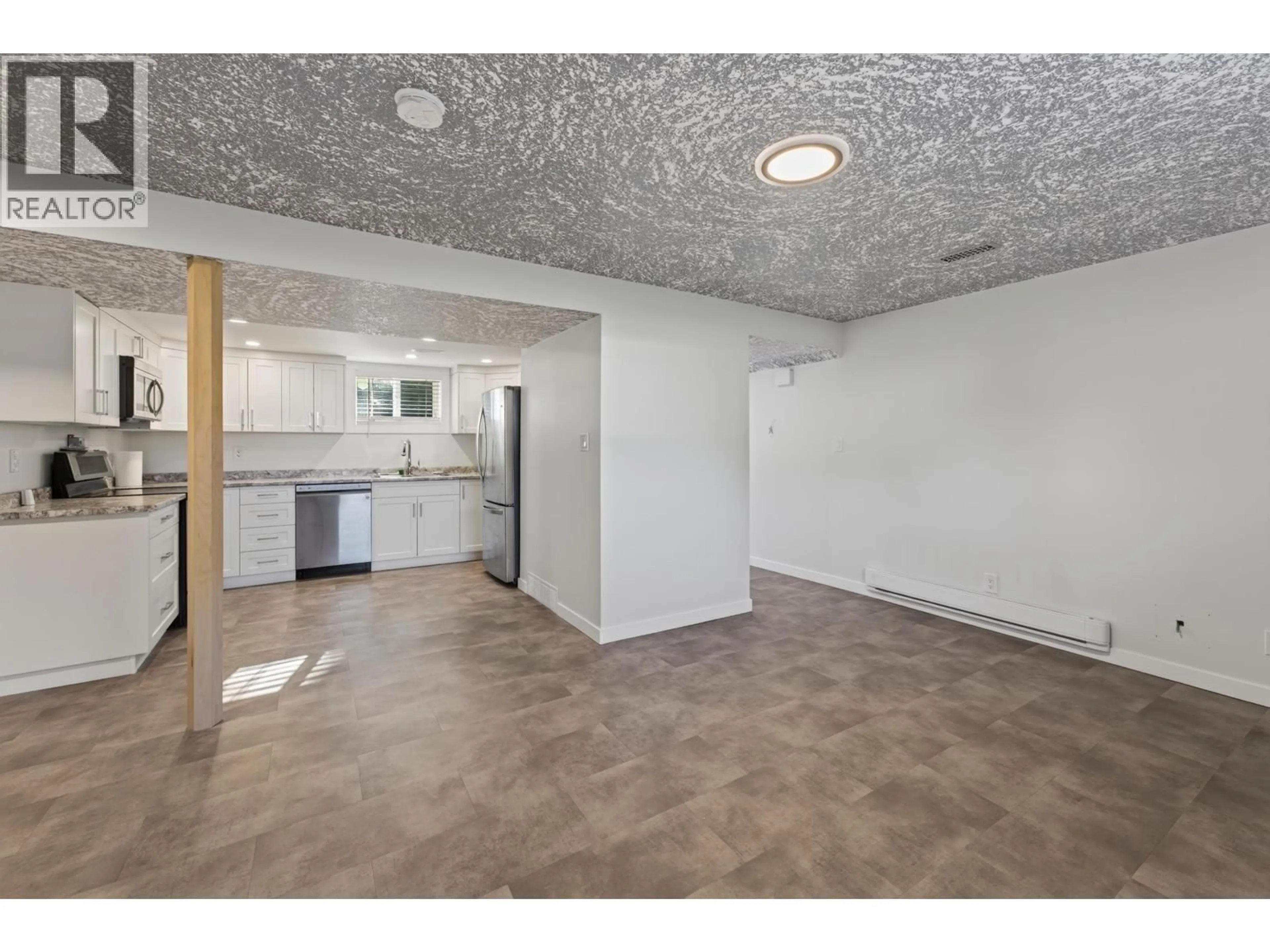 A pic of a room for 2919 MCGILL CRESCENT, Prince George British Columbia V2N2M7