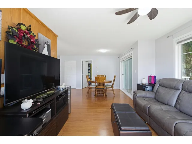 102 - 33960 OLD YALE ROAD, Abbotsford 3