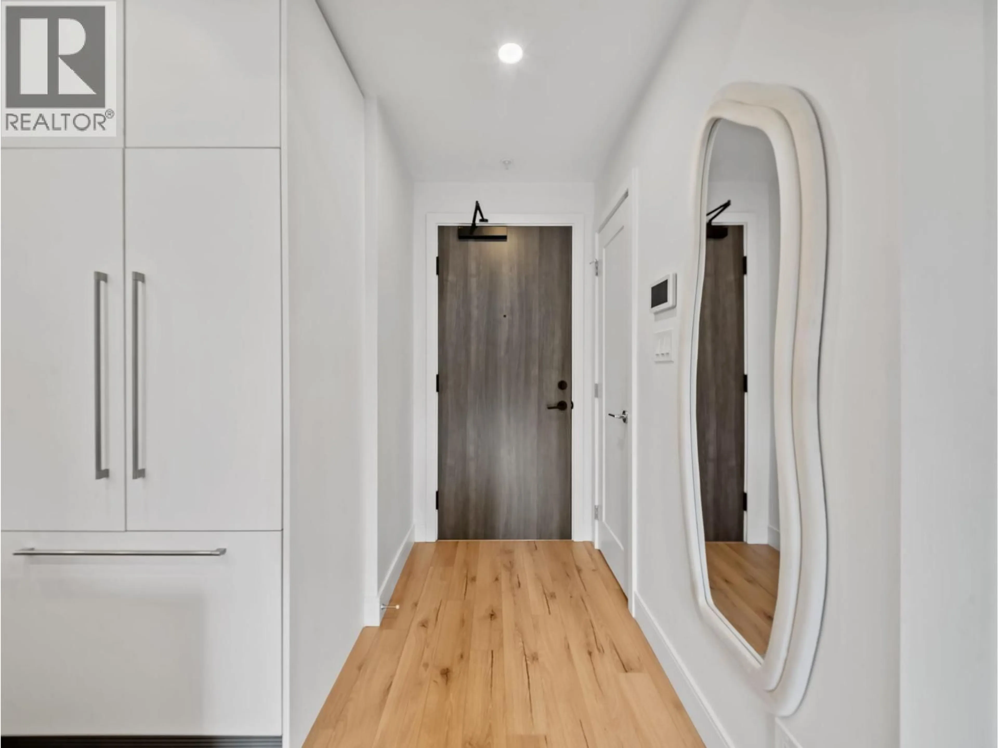 Indoor entryway for 107 - 55 KLAHANIE DRIVE, Port Moody British Columbia V3H0M9