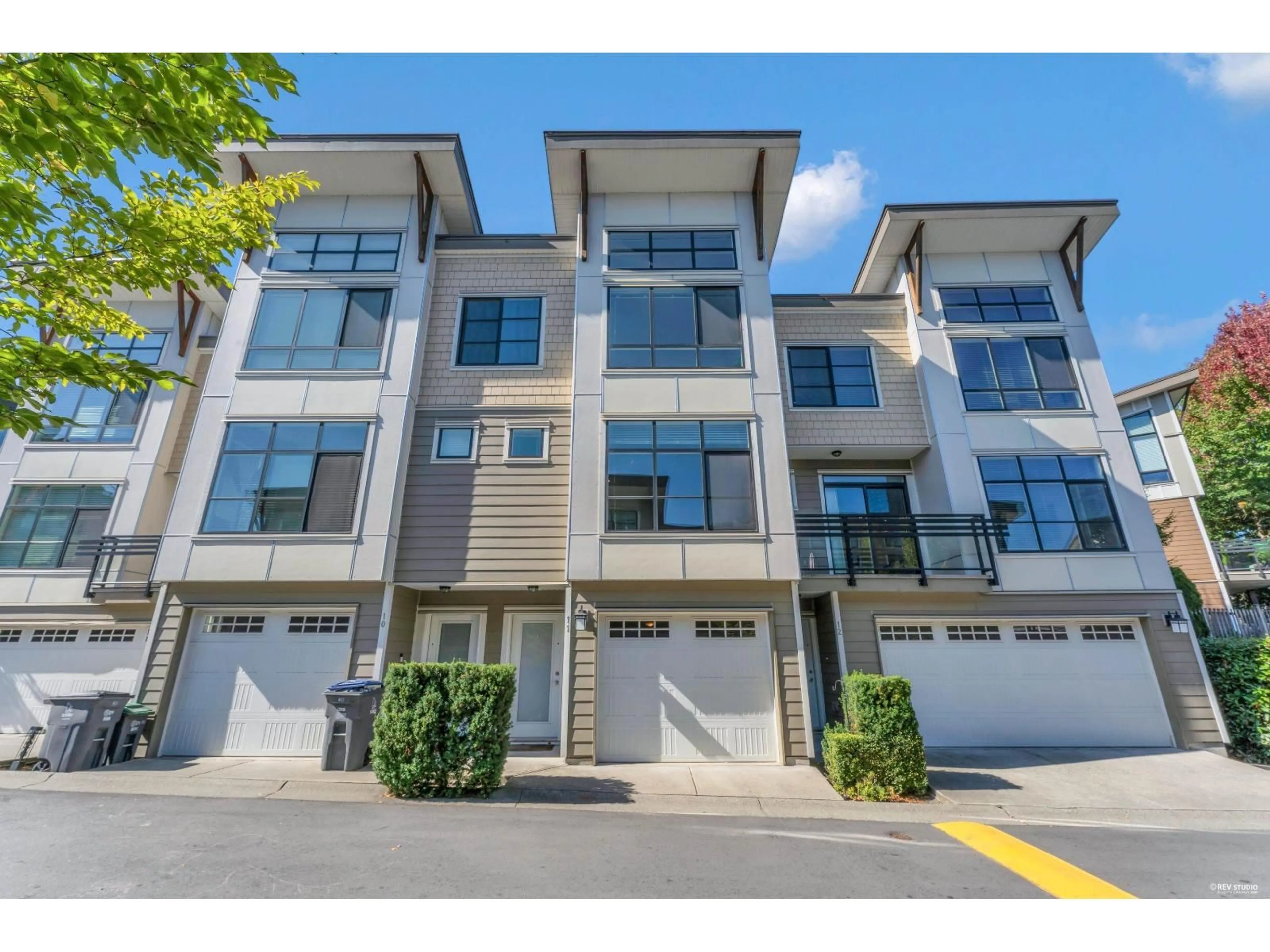 Unknown for 11 - 9989 BARNSTON DRIVE EAST, Surrey British Columbia V4N6N3