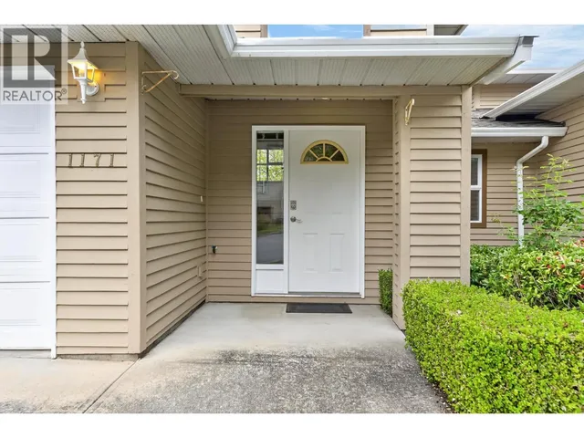1171 O'FLAHERTY GATE, Port Coquitlam 2
