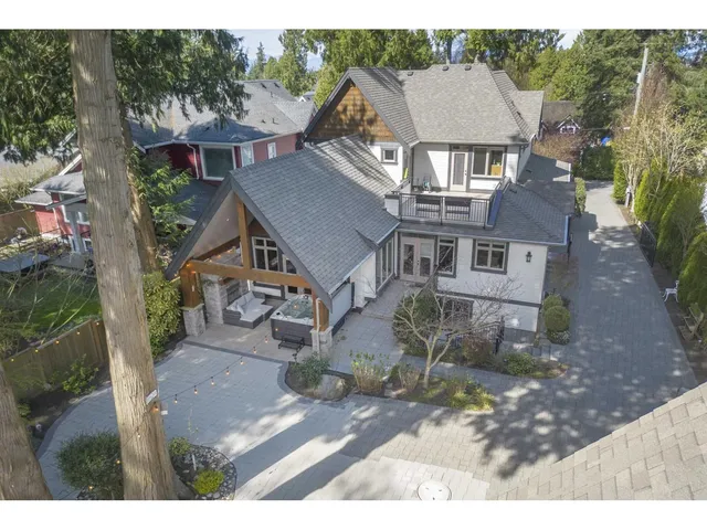 12576 26A AVENUE, Surrey
