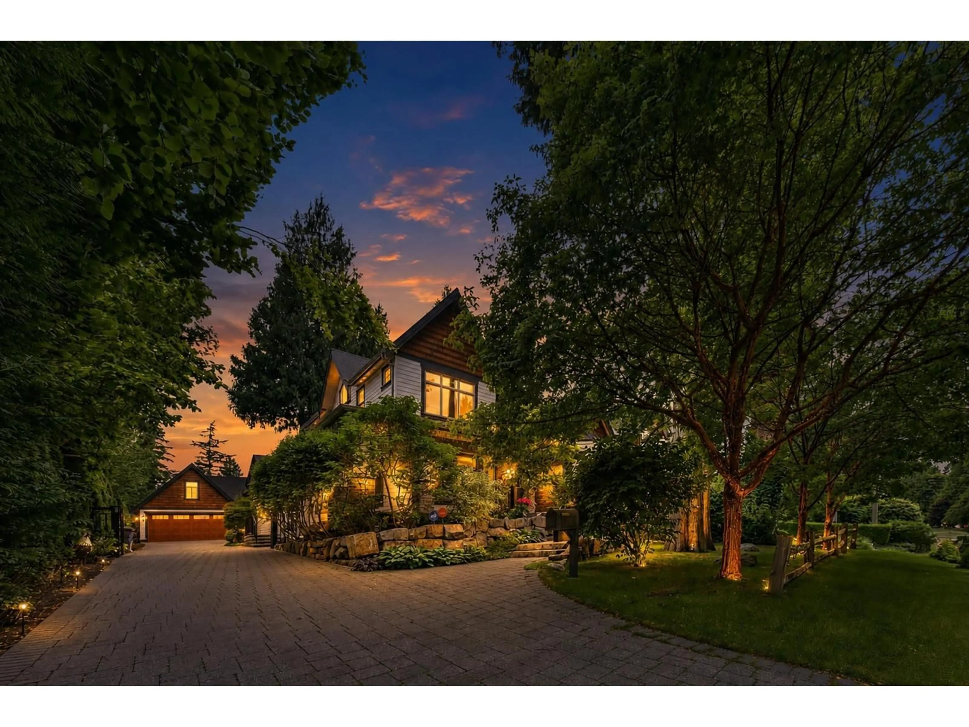 A pic from outside/outdoor area/front of a property/back of a property/a pic from drone, street for 12576 26A AVENUE, Surrey British Columbia V4A2M2