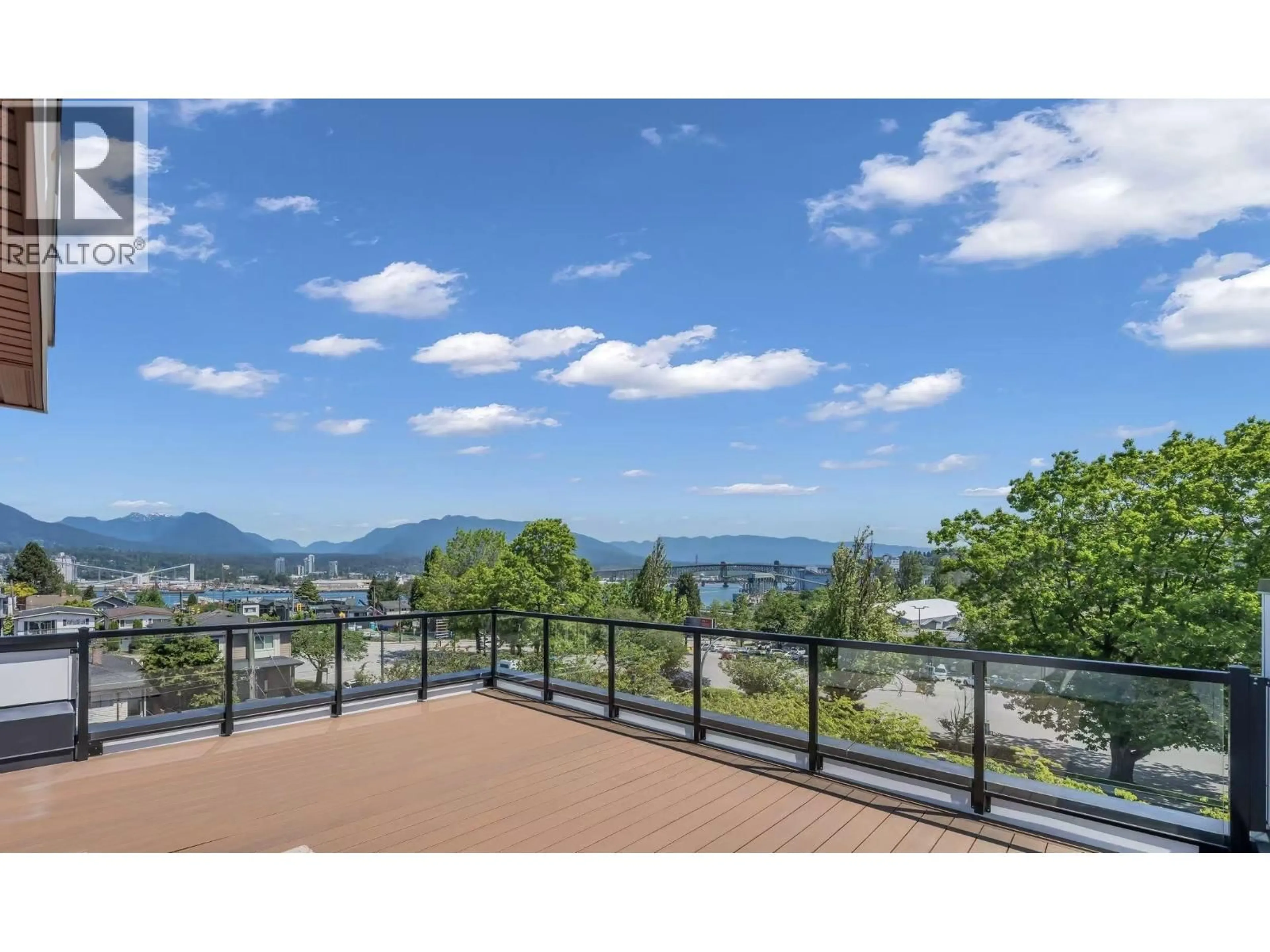 Patio, water/lake/river/ocean view for 3 - 2893 ETON STREET, Vancouver British Columbia V5K1K4