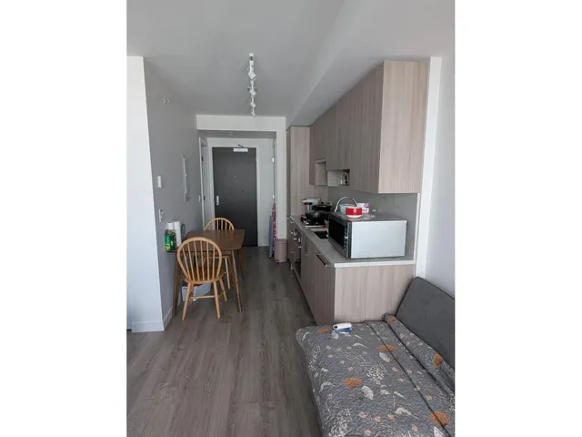 #915 - 13350 CENTRAL AVENUE, Surrey 3