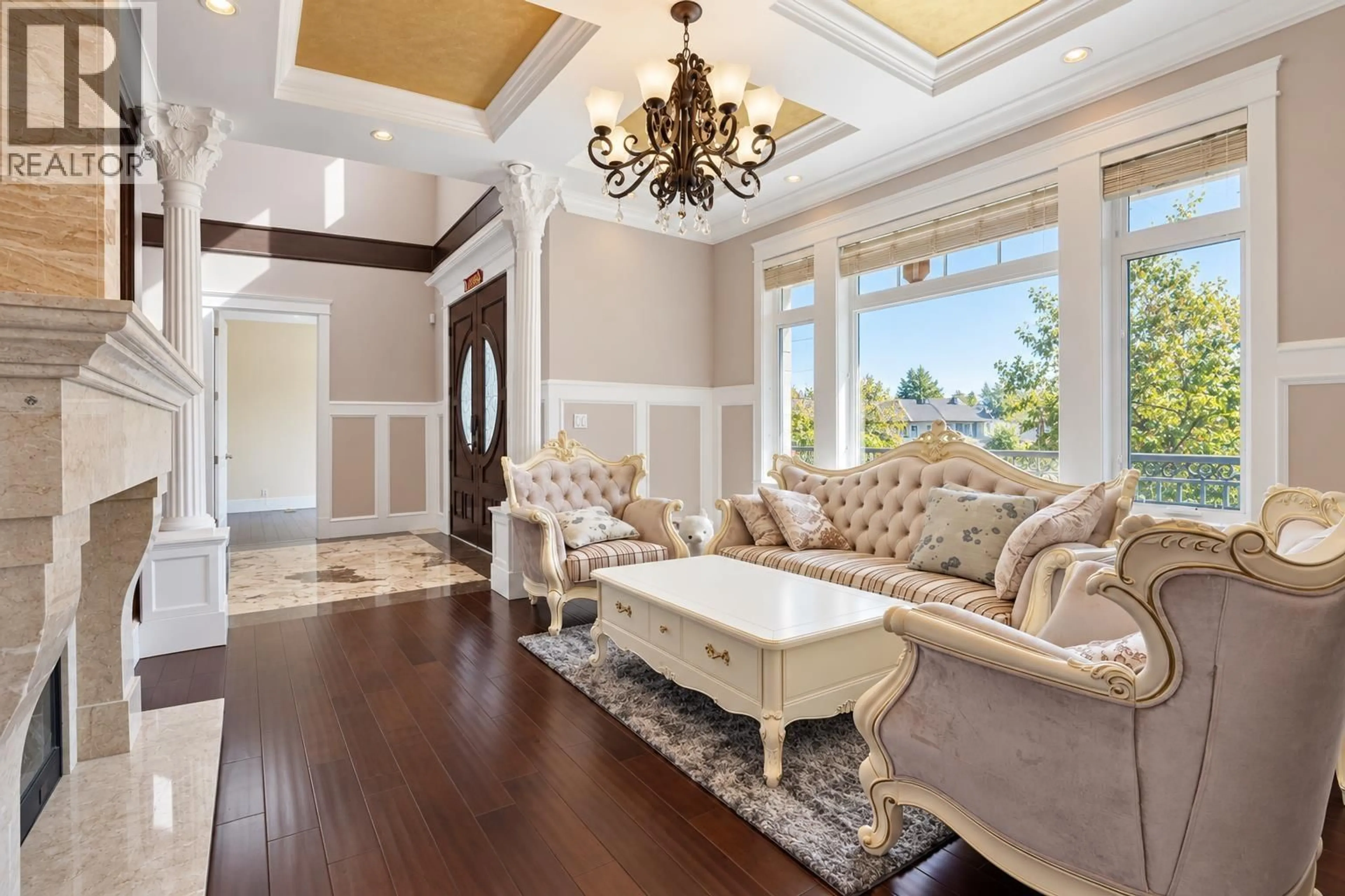 Living room with furniture, unknown for 4791 CLINTON STREET, Burnaby British Columbia V5J2L1