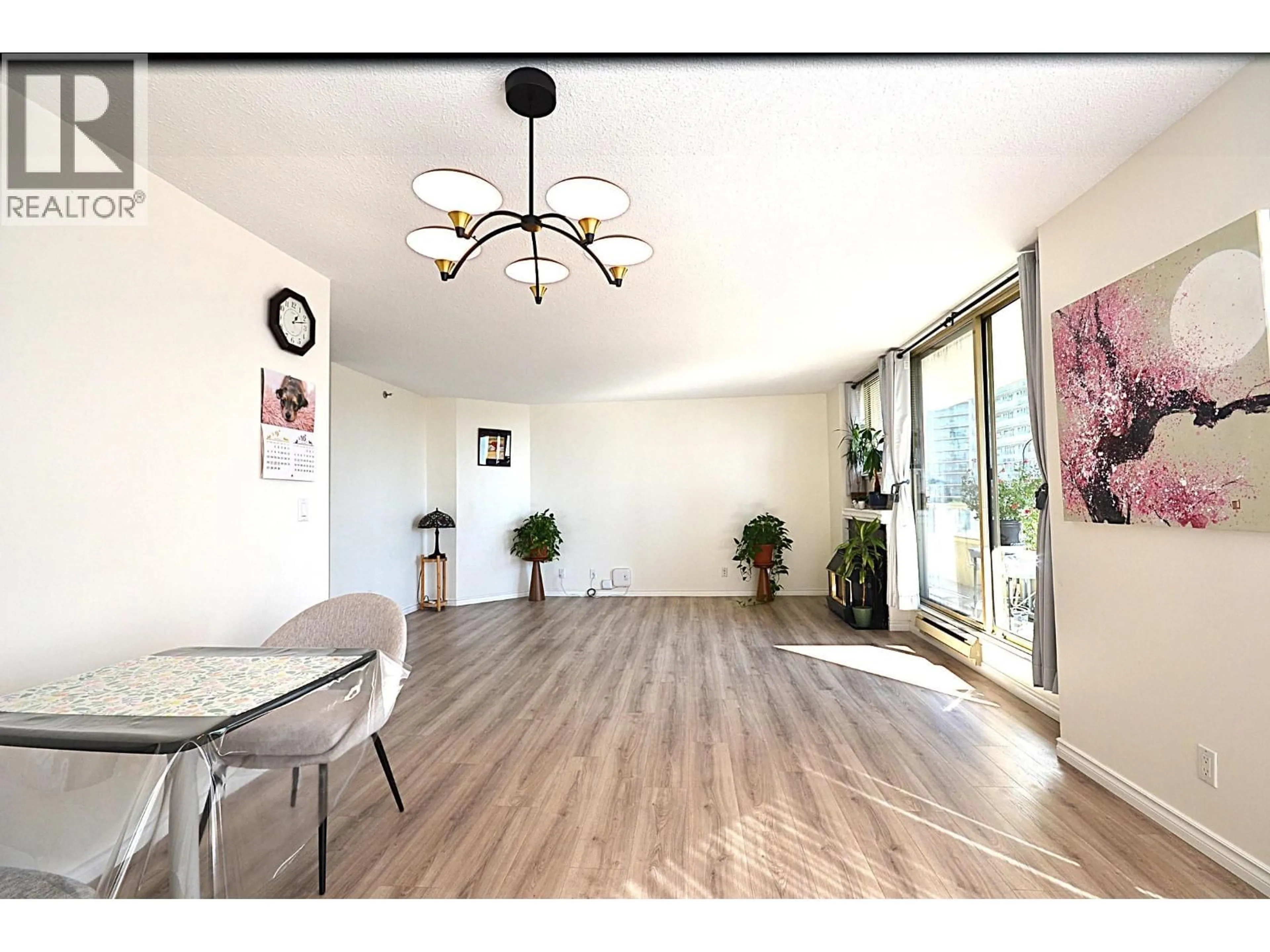 Unknown for 801 - 738 FARROW STREET, Coquitlam British Columbia V3J7V4