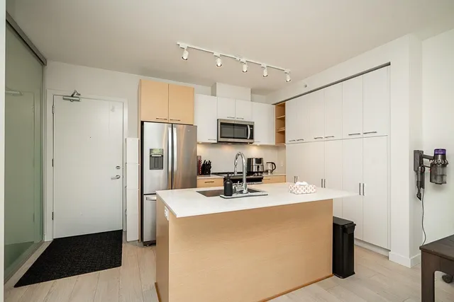 603 - 10603 140 STREET, Surrey 5