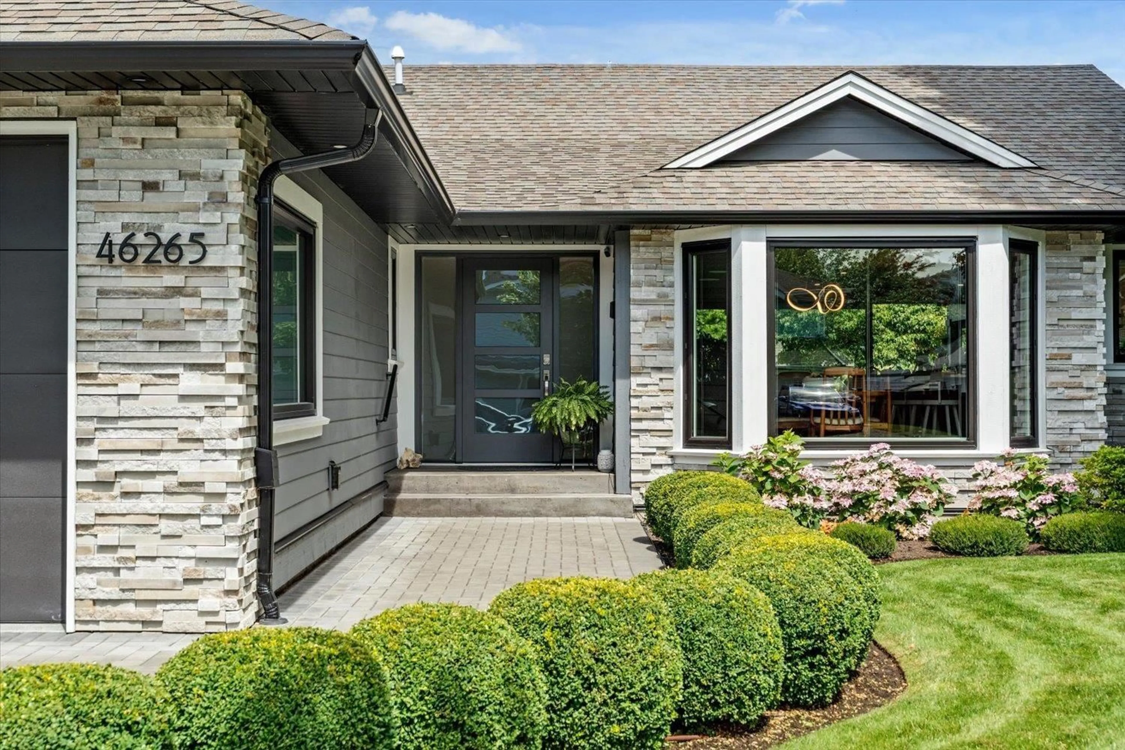 Home with vinyl exterior material, street for 46265 ROY AVENUE, Chilliwack British Columbia V2R2W2