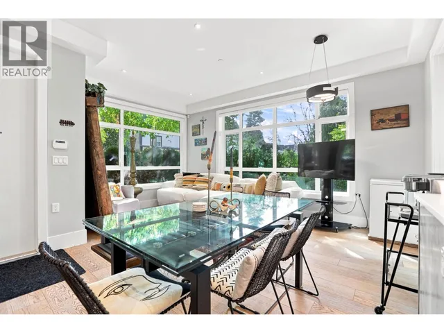 1185 VICTORIA DRIVE, Vancouver 2