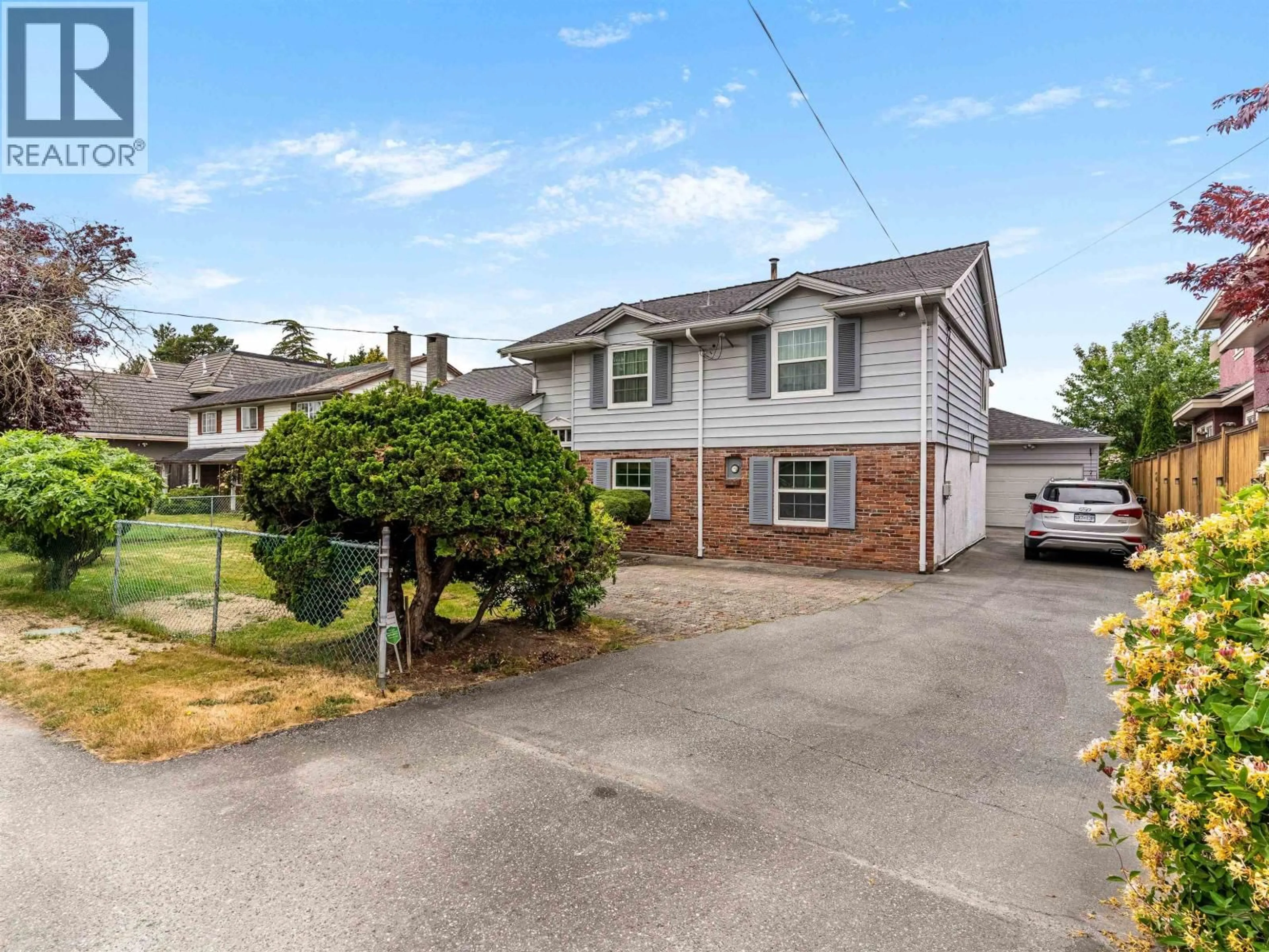 A pic from outside/outdoor area/front of a property/back of a property/a pic from drone, street for 3591 FRANCIS ROAD, Richmond British Columbia V7C1J4