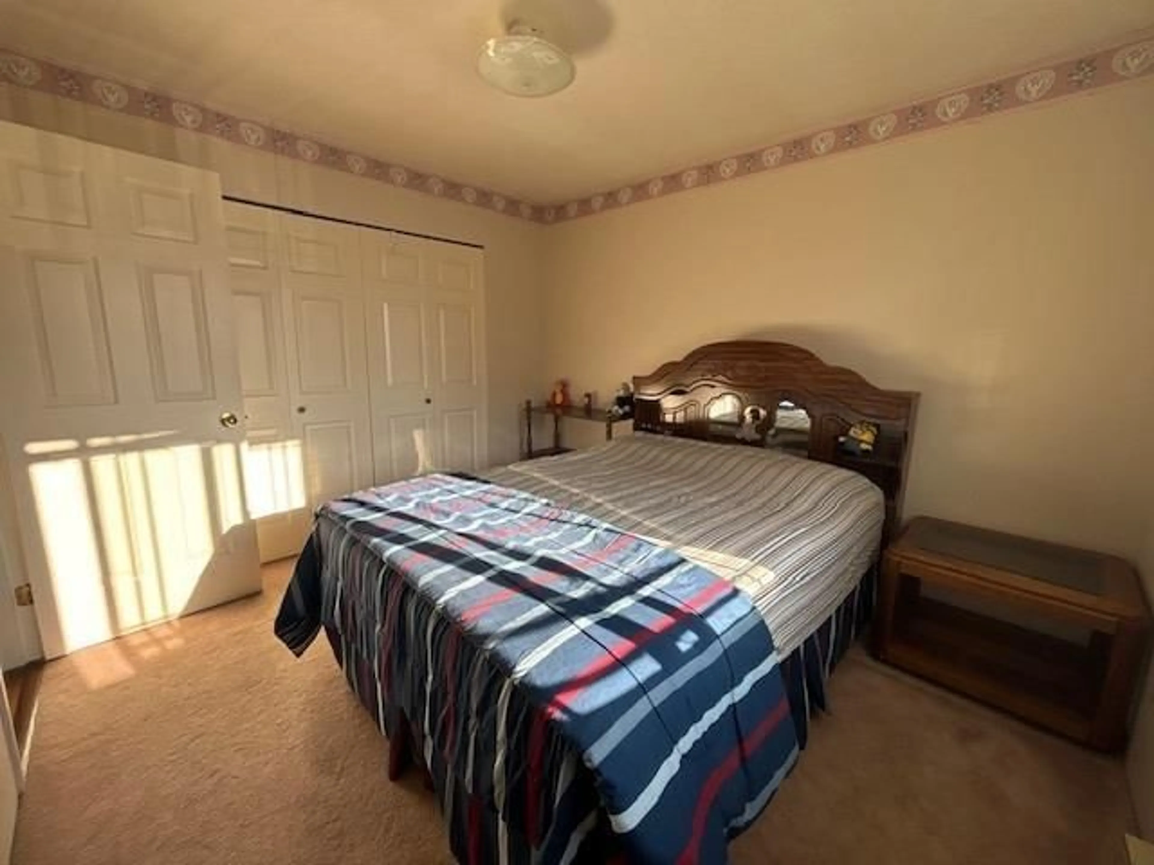 A pic of a room for 8668 143A STREET, Surrey British Columbia V3W0K4
