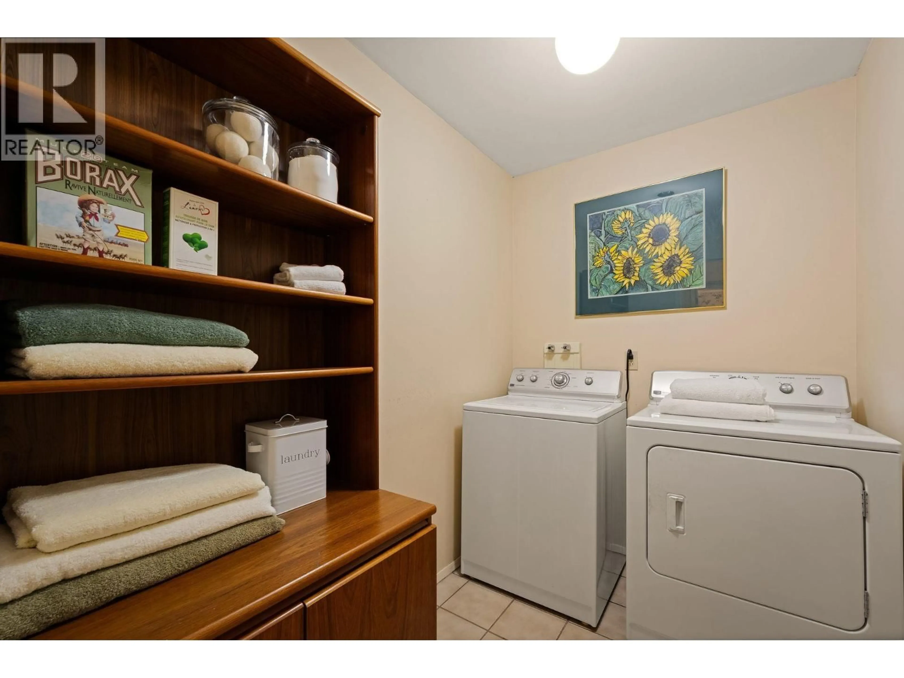 Laundry room for 4248 KING EDWARD AVENUE, Vancouver British Columbia V6S1N3