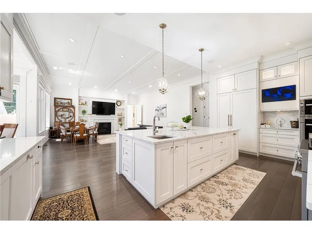 13062 15A AVENUE, Surrey 5