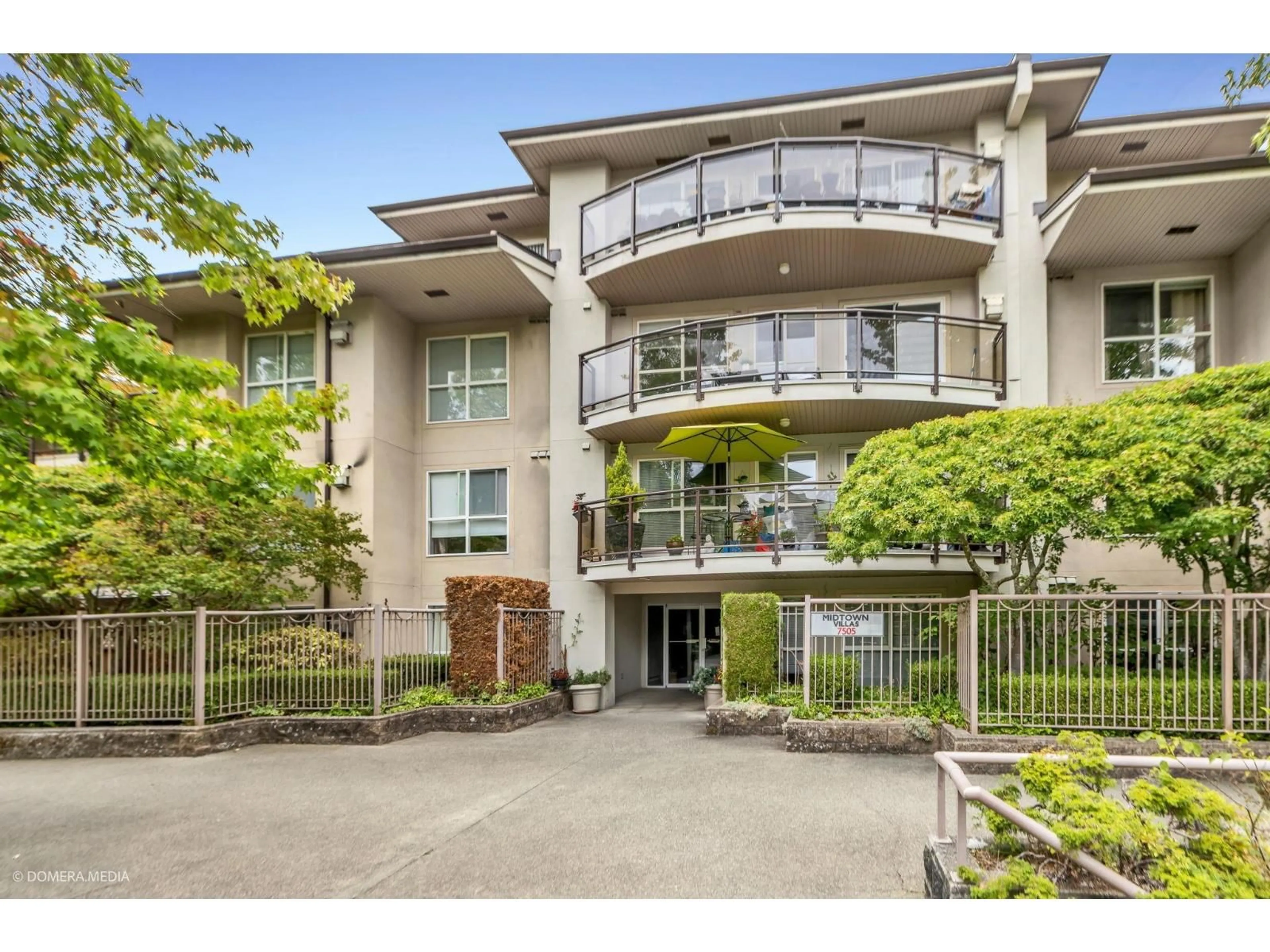 A pic from outside/outdoor area/front of a property/back of a property/a pic from drone, street for 109 - 7505 138 STREET, Surrey British Columbia V3W0W6