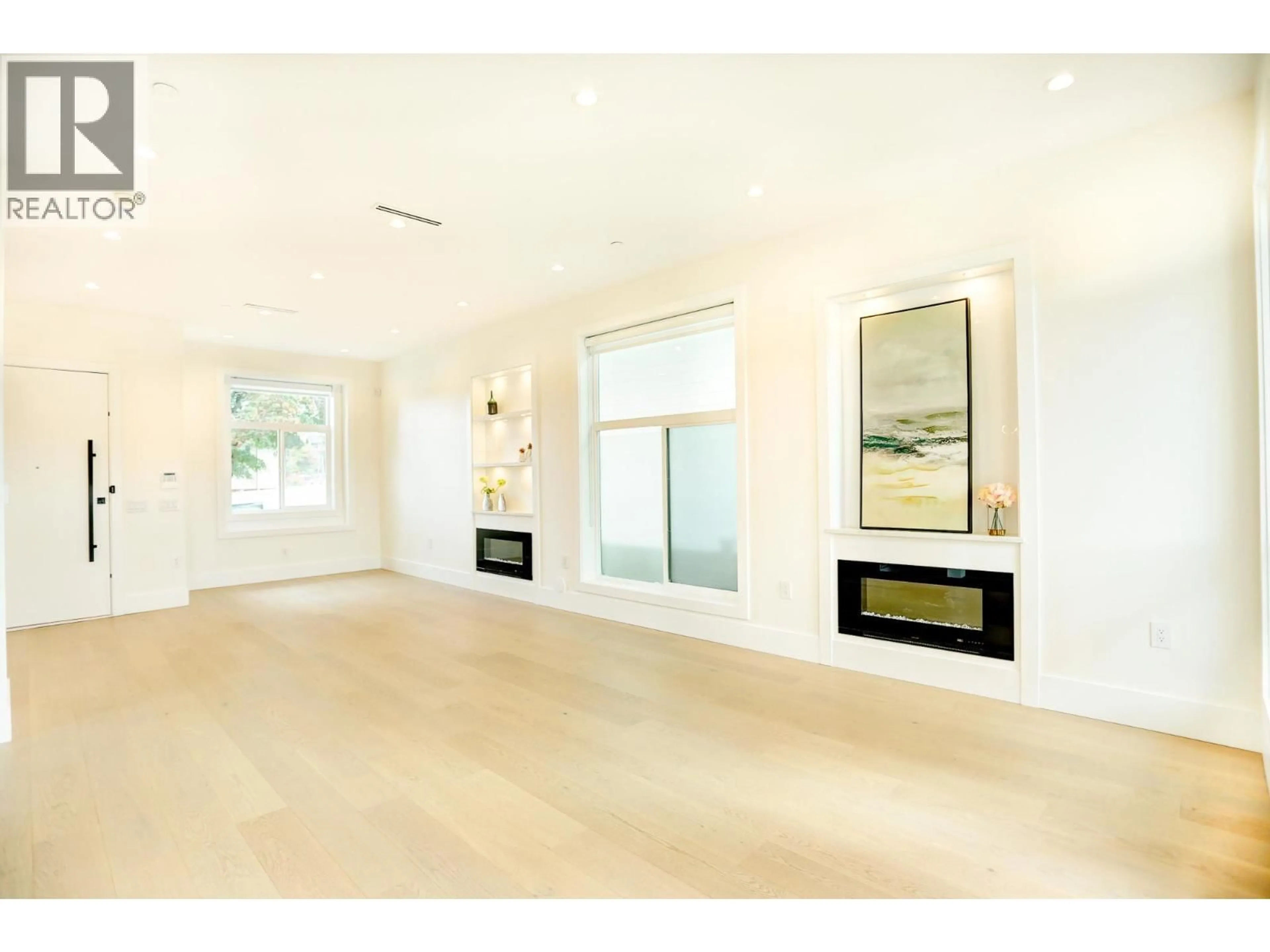 A pic of a room for 2026 32ND AVENUE, Vancouver British Columbia V5N3B8