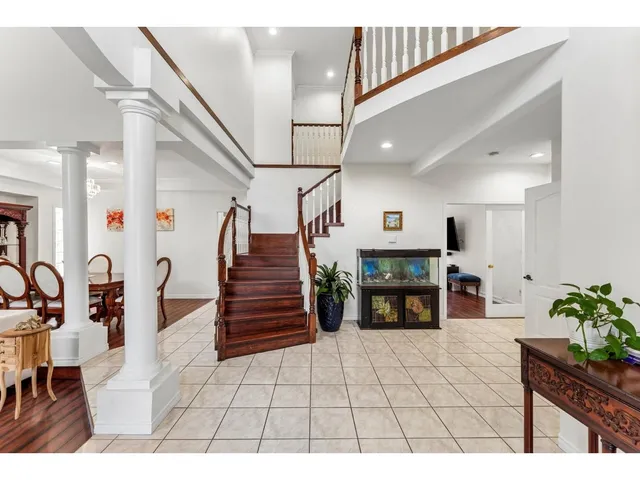 5933 137A STREET, Surrey 4