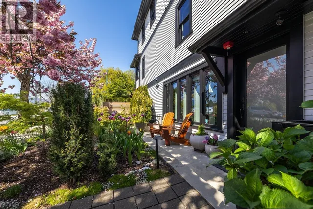 3918 CAROLINA STREET, Vancouver 4