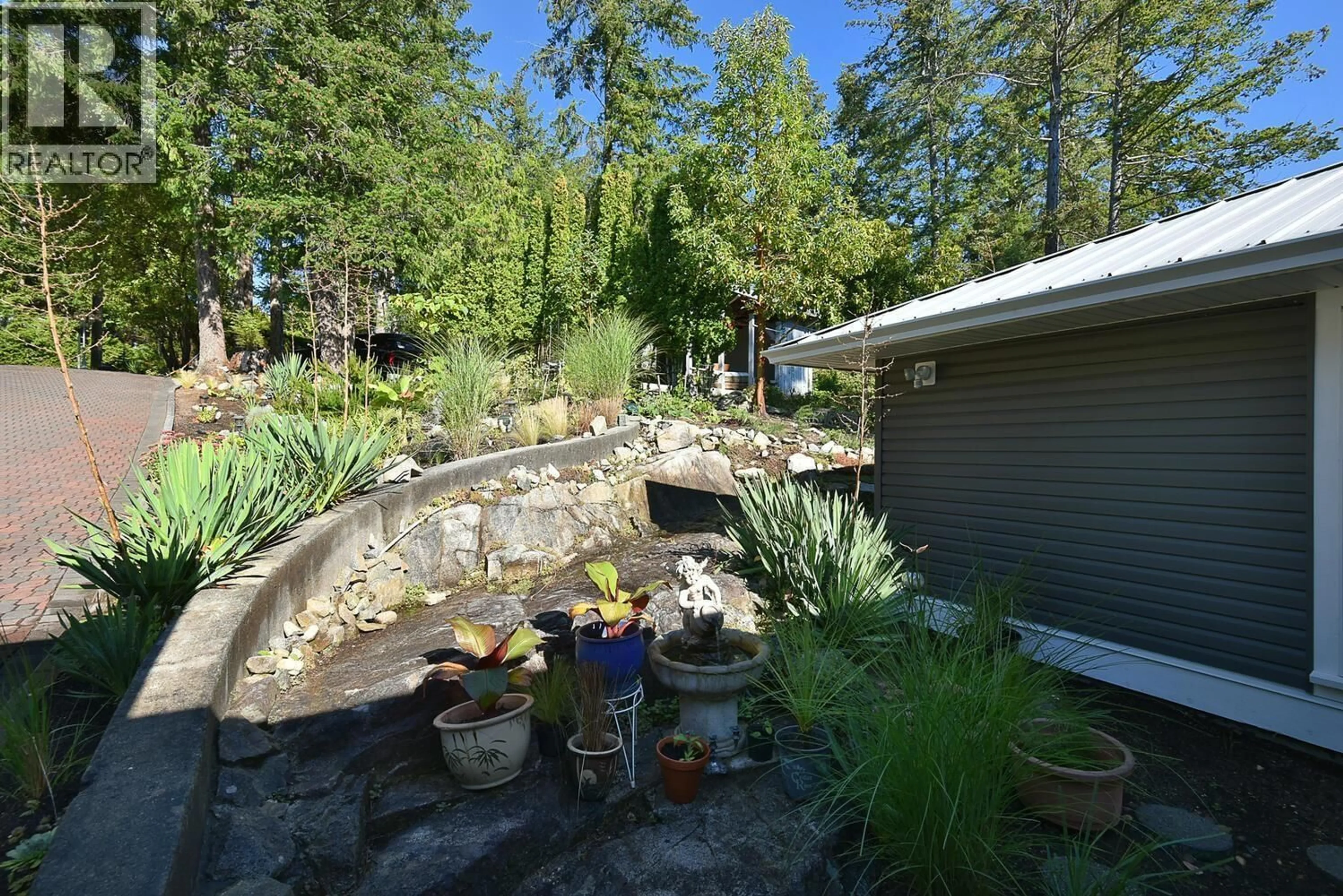 Patio, water/lake/river/ocean view for 12828 GILDEN ROAD, Madeira Park British Columbia V0N2H1