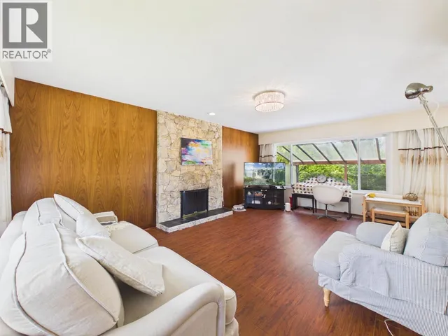 6119 SERVICE STREET, Burnaby 5