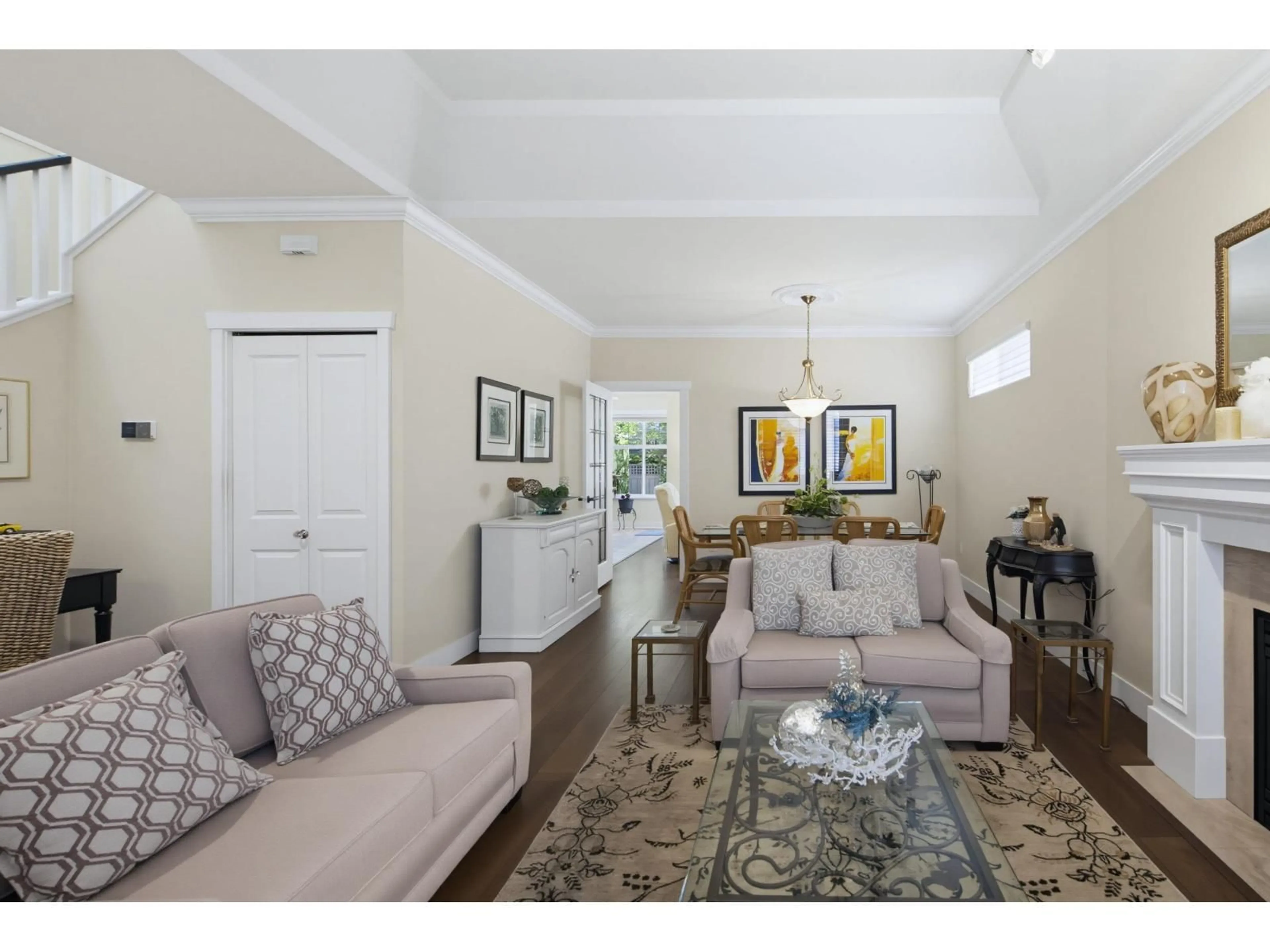 Living room with furniture, wood/laminate floor for 137 - 15500 ROSEMARY HEIGHTS CRESCENT, Surrey British Columbia V3Z0K1