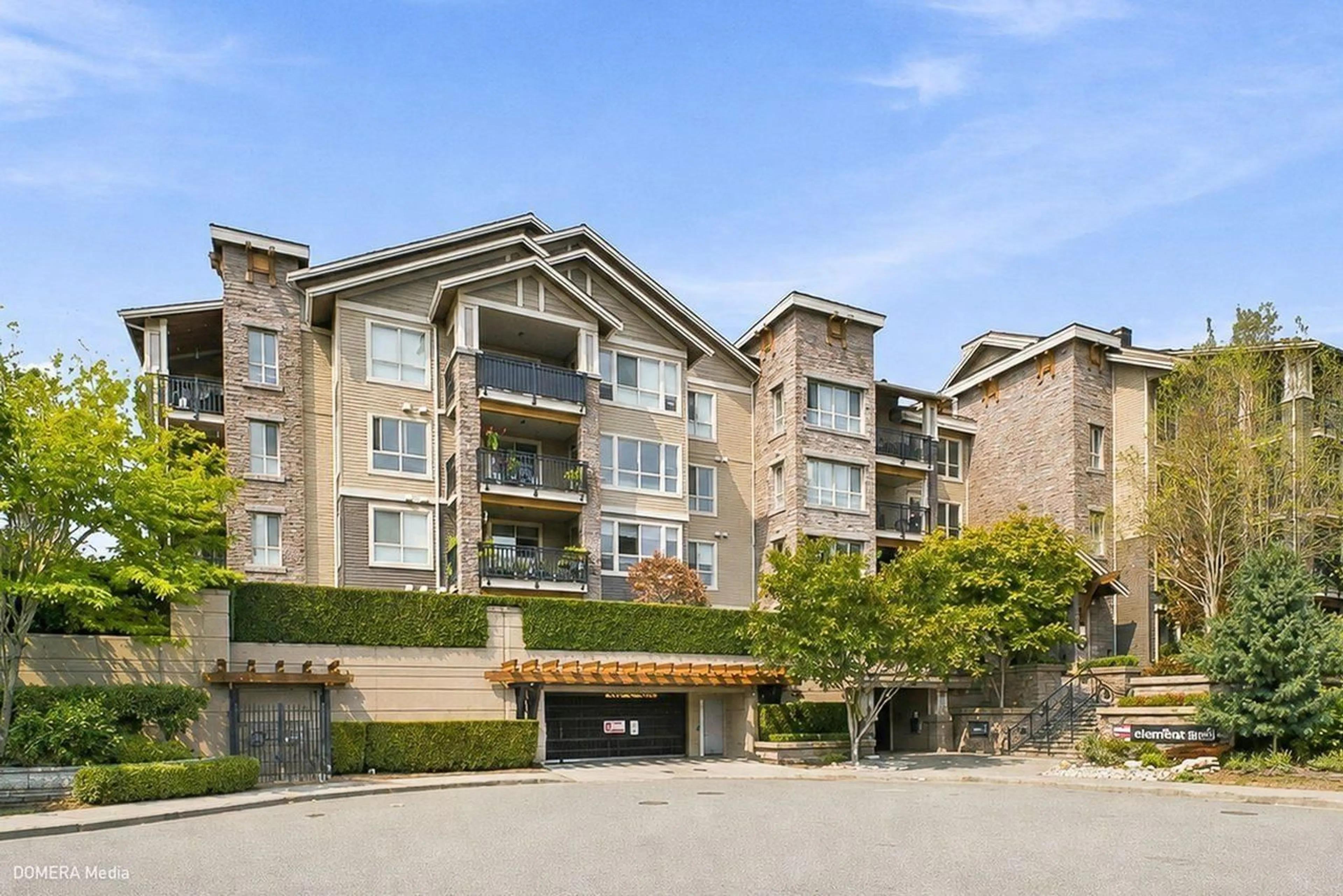 A pic from outside/outdoor area/front of a property/back of a property/a pic from drone, mountain view for 305 - 5655 210A STREET, Langley British Columbia V3A0G4