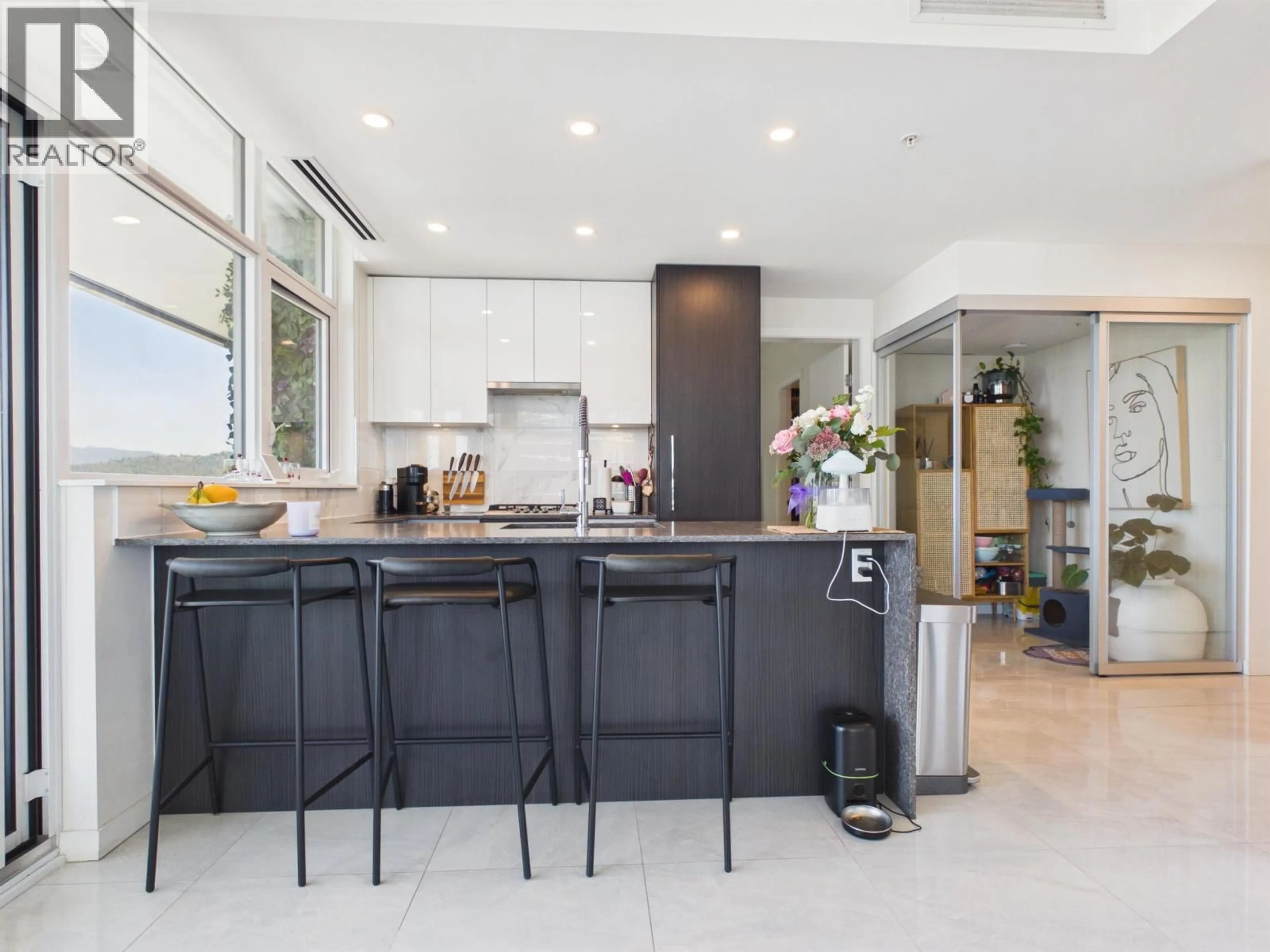 Contemporary kitchen, ceramic/tile floor for 2709 - 5333 GORING STREET, Burnaby British Columbia V5B3A2
