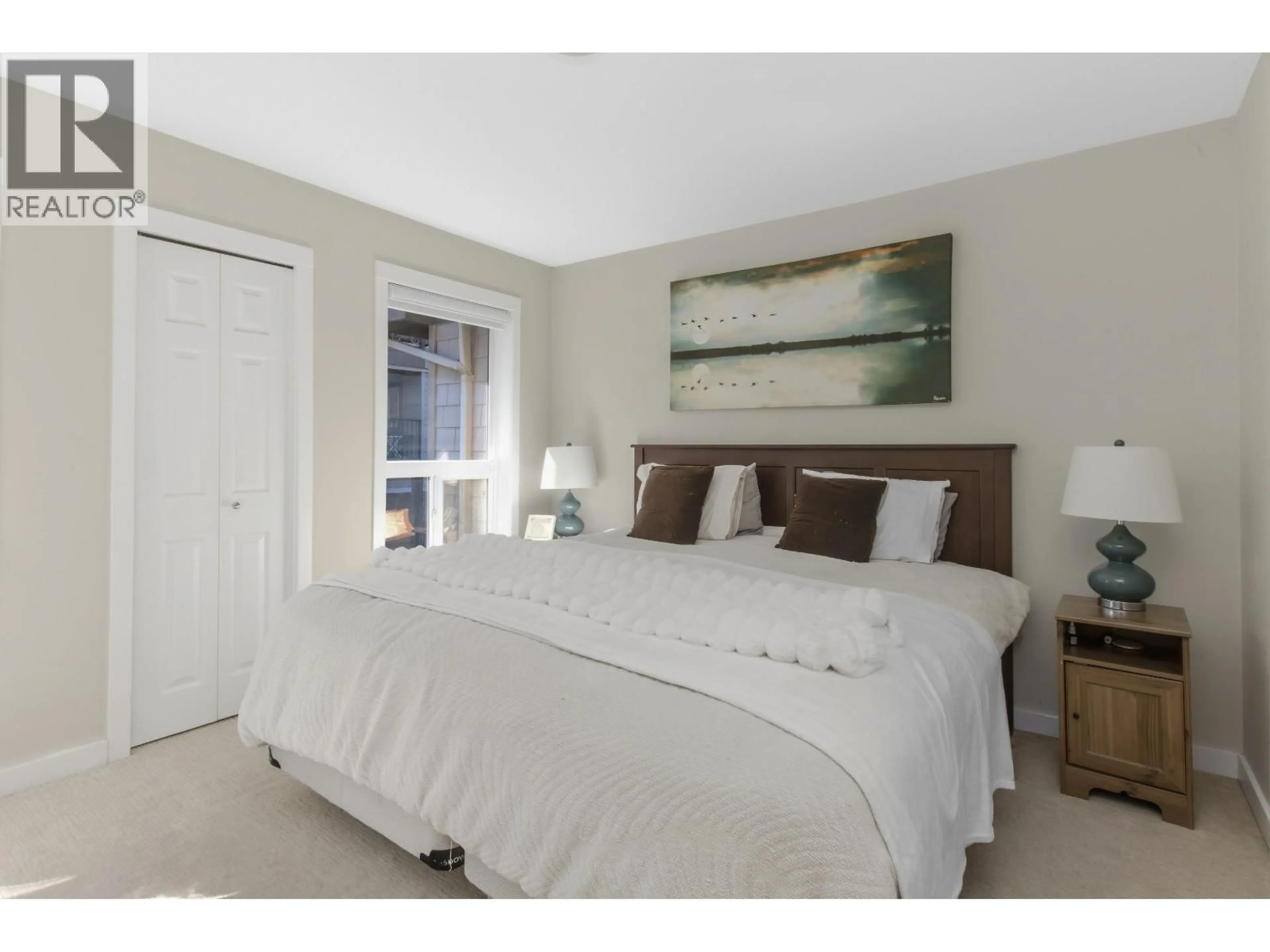 Bedroom with bed, unknown for 30 - 1204 MAIN STREET, Squamish British Columbia V8B0S3
