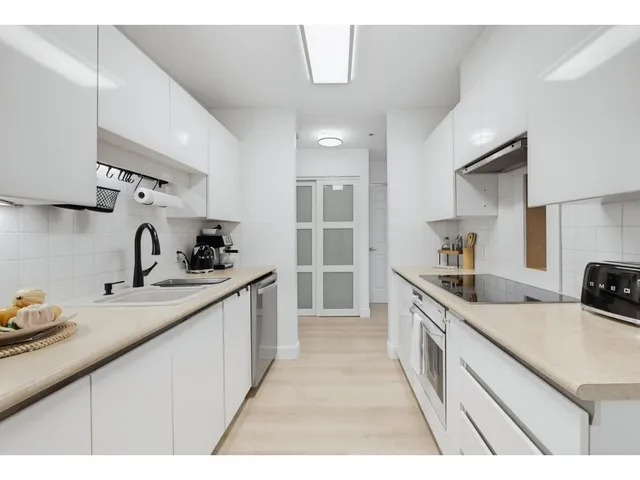 203 - 15375 17 AVENUE, Surrey 2