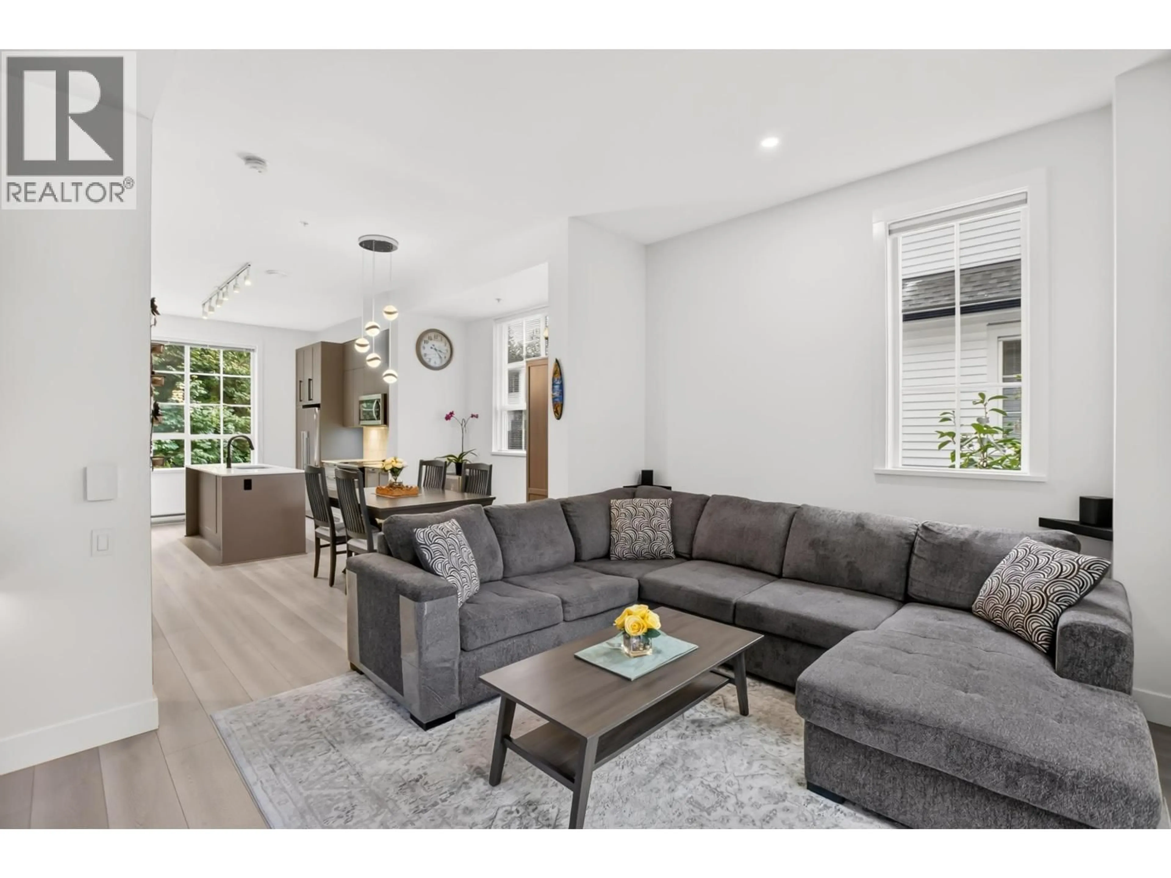 Living room with furniture, unknown for 6 - 19696 HAMMOND ROAD, Pitt Meadows British Columbia V3Y1Z5