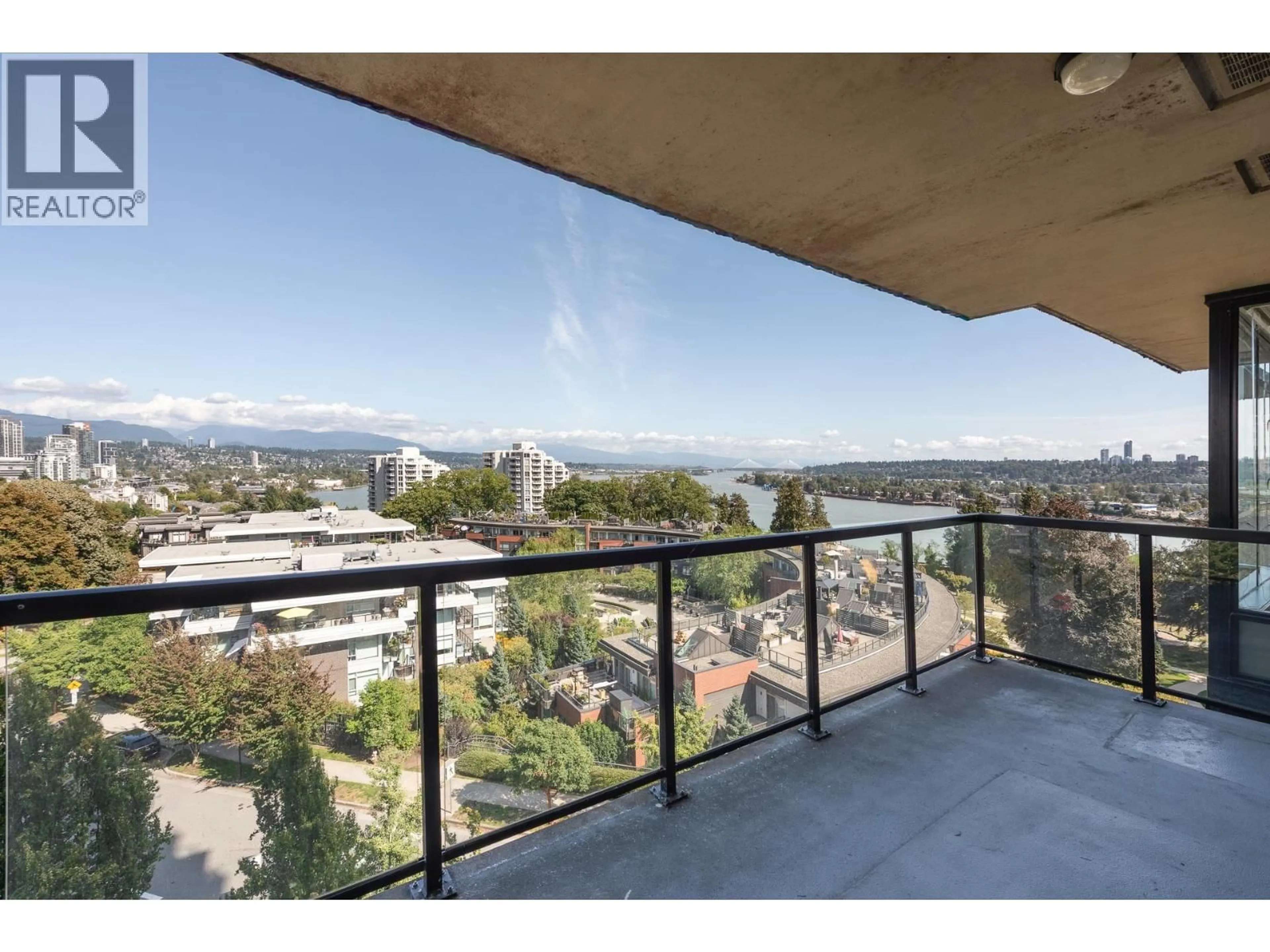 Balcony in the apartment, water/lake/river/ocean view for 704 - 15 ROYAL AVENUE, New Westminster British Columbia V3L0A9