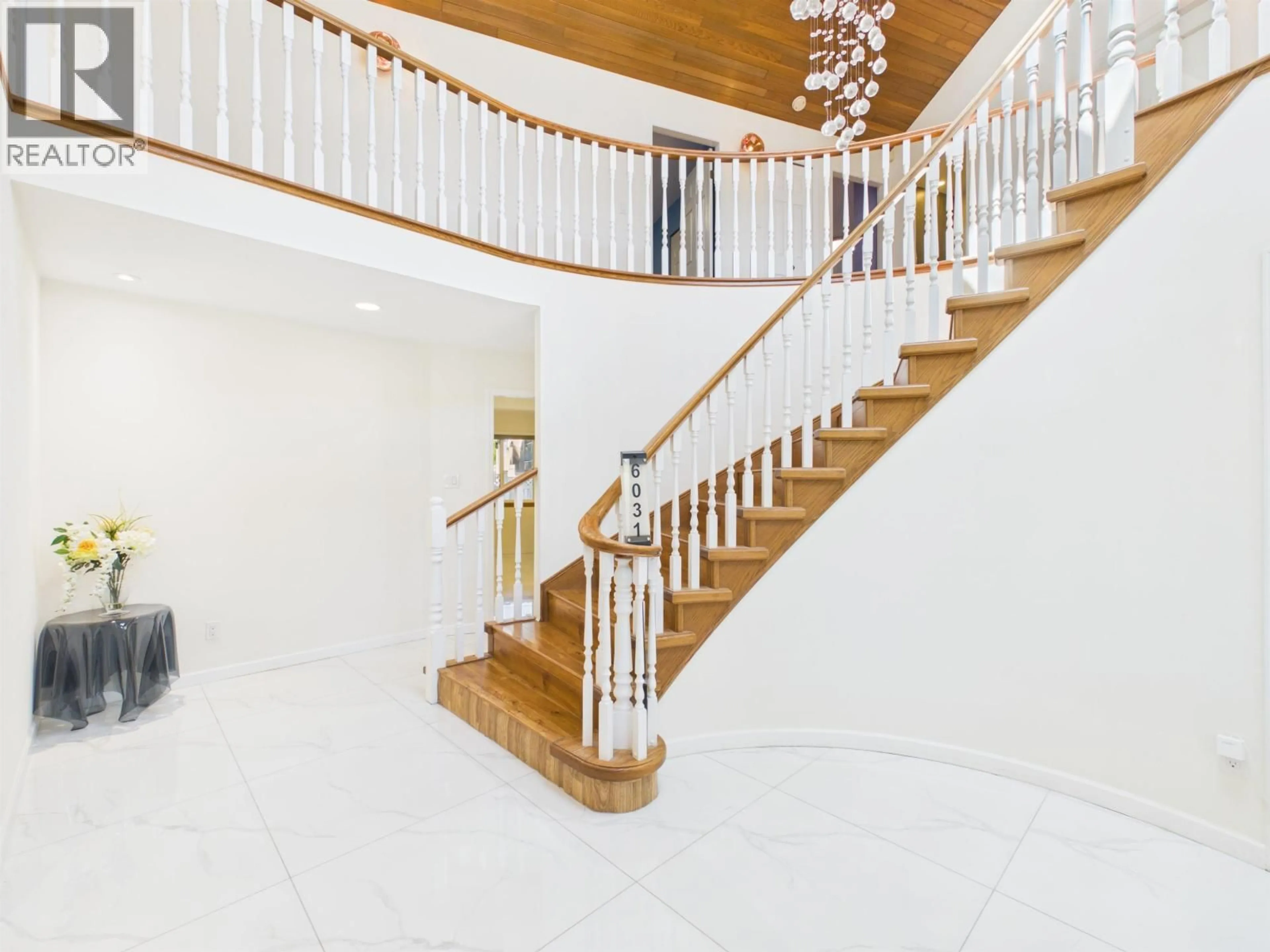 Indoor foyer for 6031 LIVINGSTONE PLACE, Richmond British Columbia V7C5J6