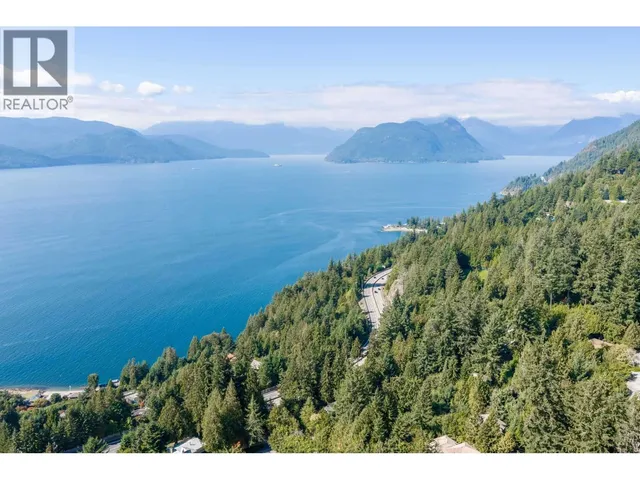 475 BAYVIEW ROAD, Lions Bay 5