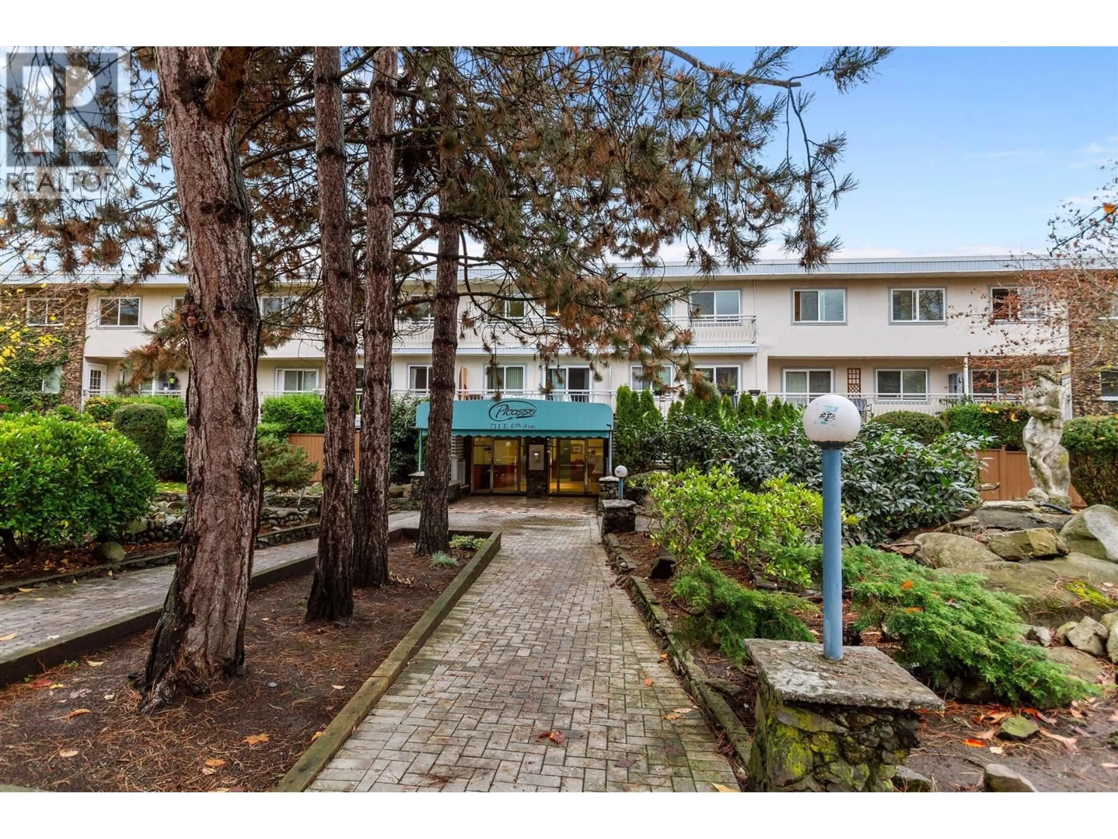 Unknown for 213 - 711 6TH AVENUE, Vancouver British Columbia V5T1L7