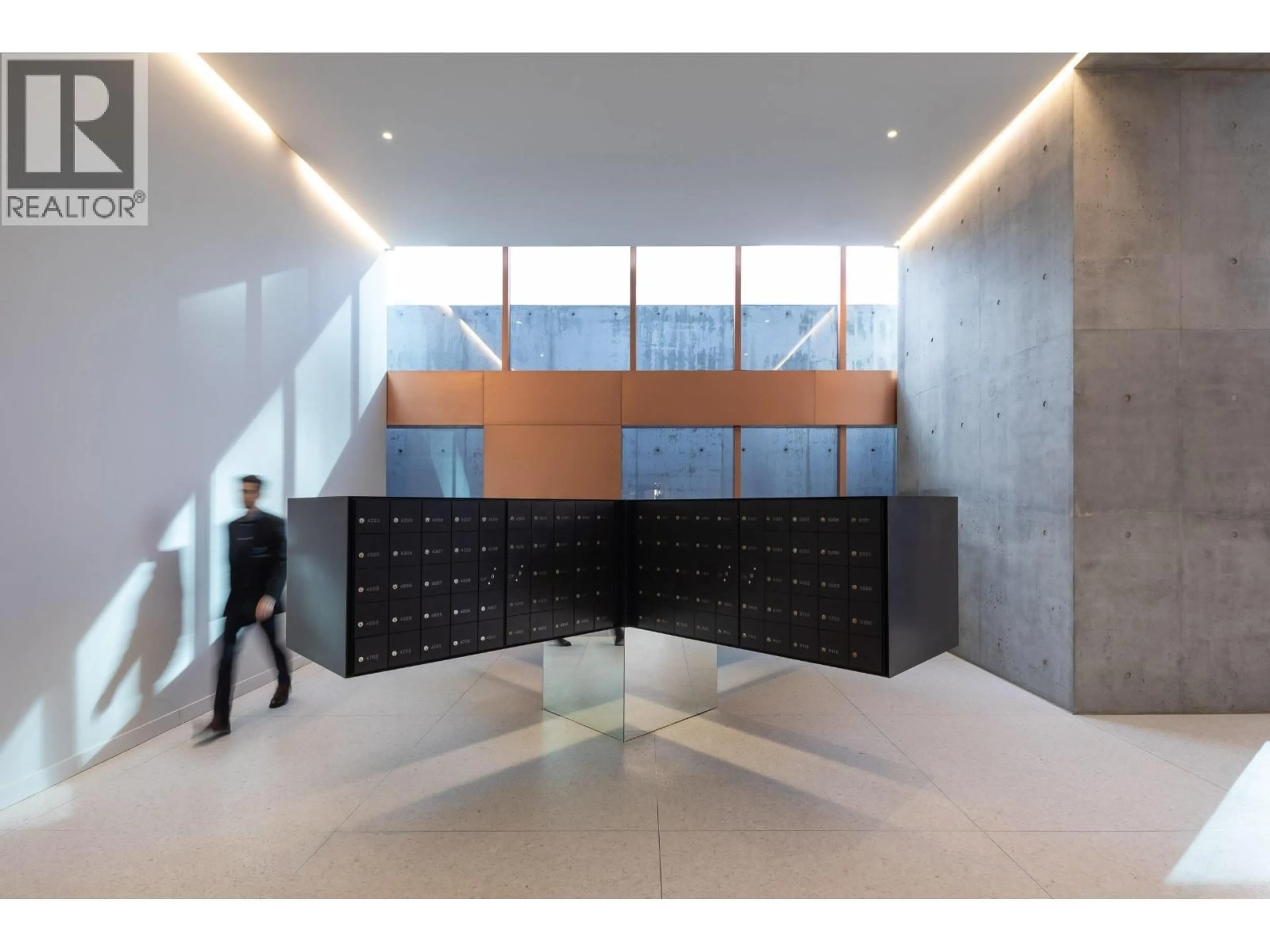 Indoor foyer for 1005 - 1480 HOWE STREET, Vancouver British Columbia V6Z0G5