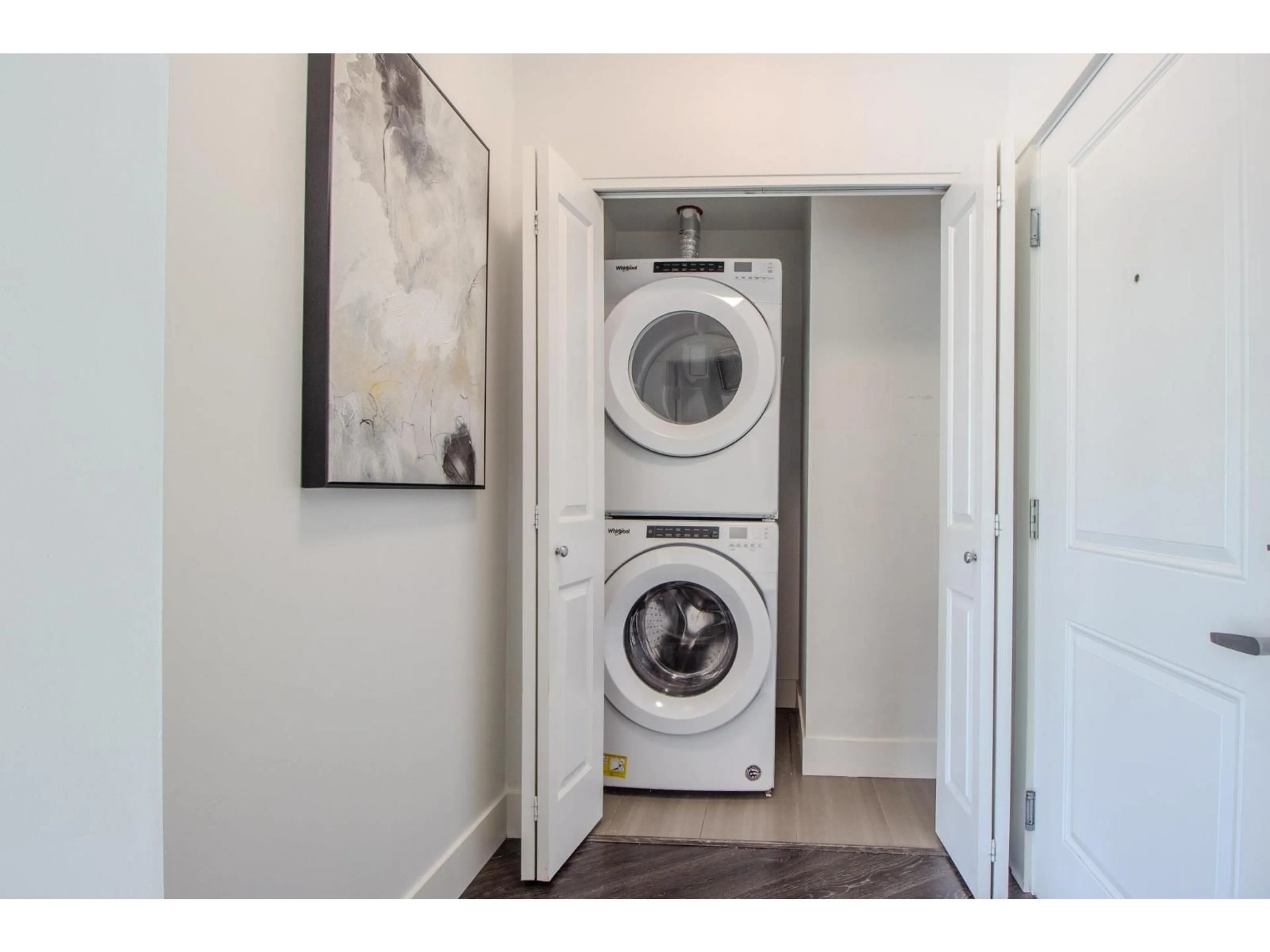 Laundry room for 309 - 9983 BARNSTON DRIVE EAST, Surrey British Columbia V4N6T3