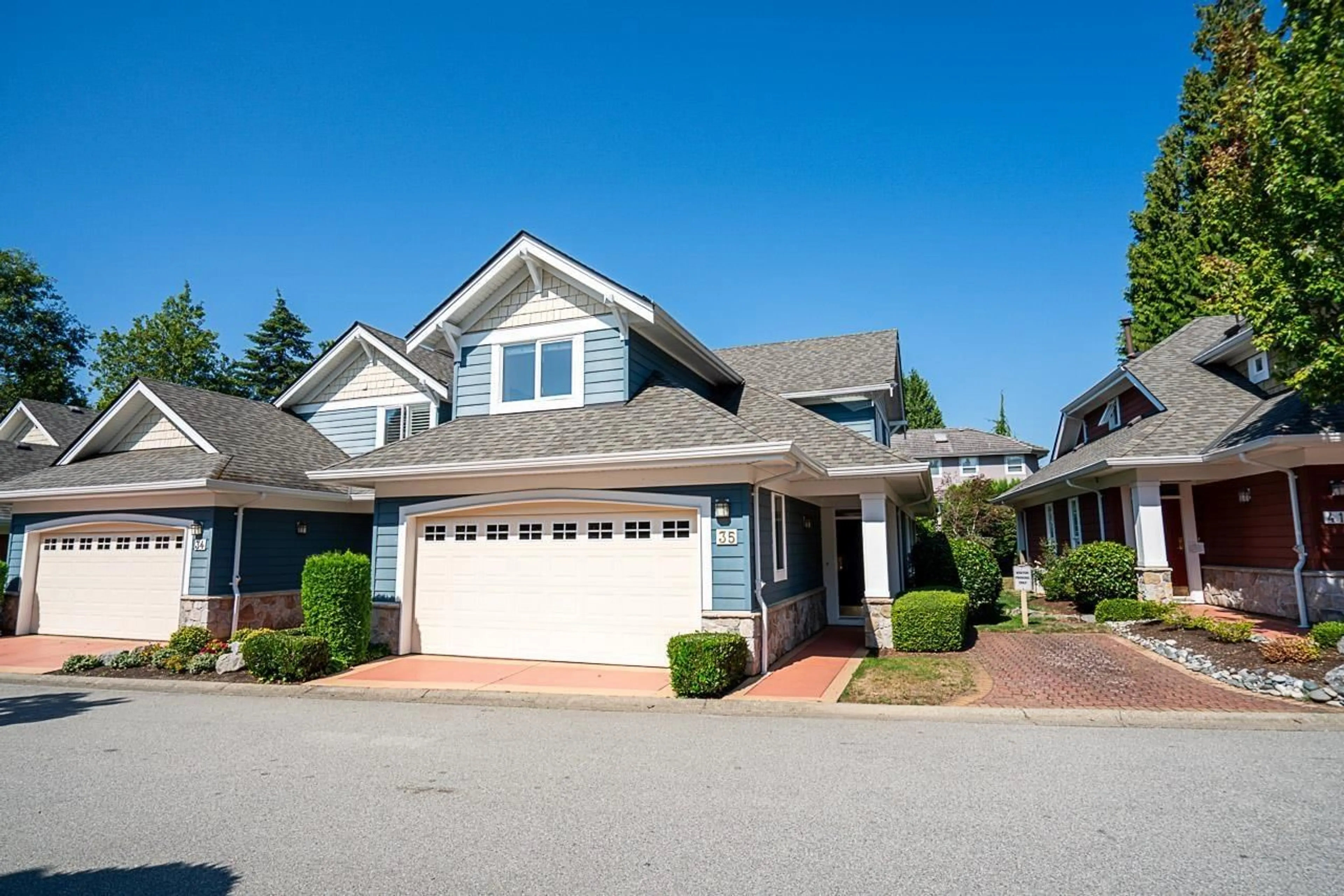 Home with vinyl exterior material, street for 35 - 15055 20 AVENUE, Surrey British Columbia V4A9X8