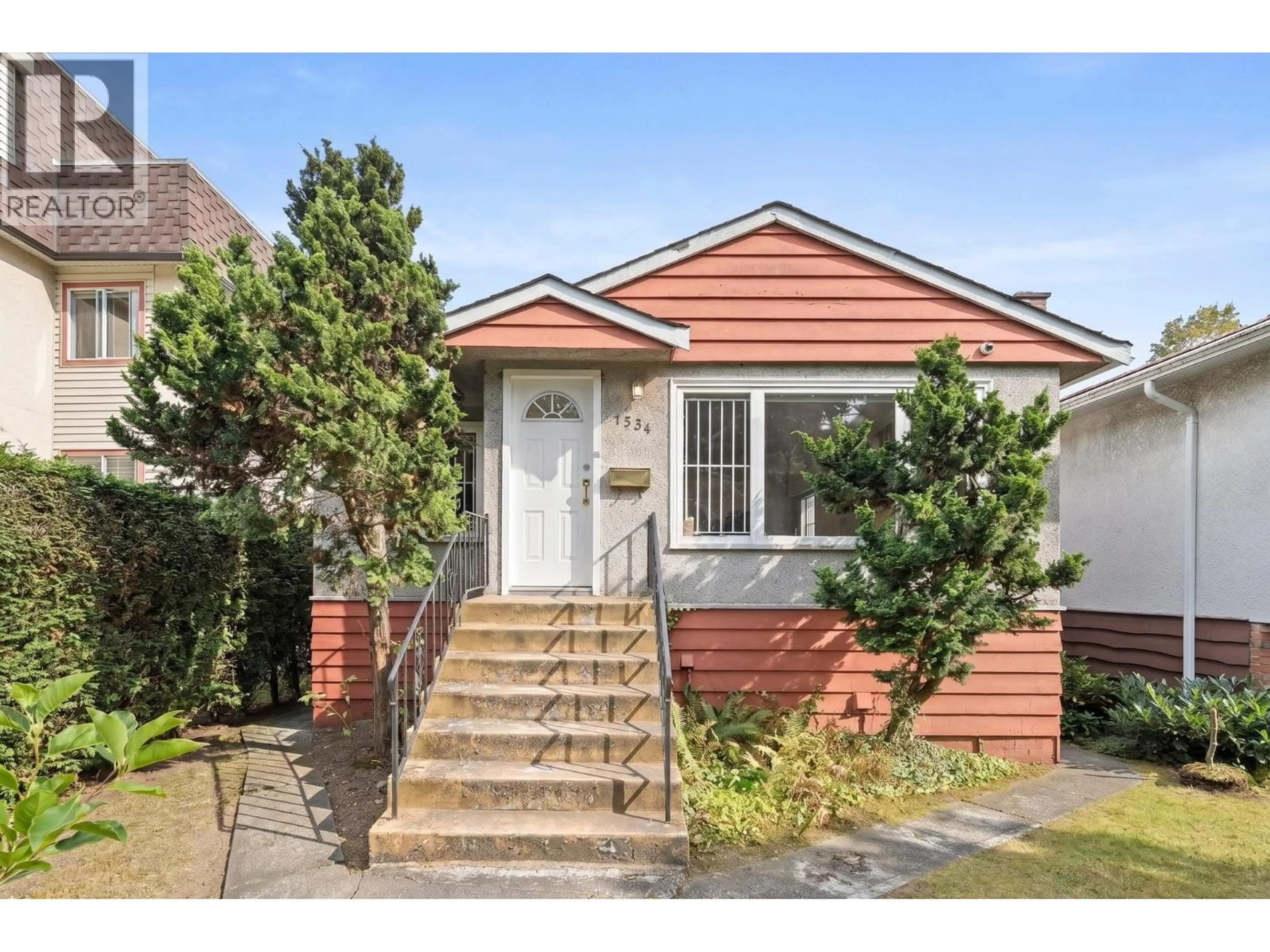Home with vinyl exterior material, street for 1534 71ST AVENUE, Vancouver British Columbia V6P3C1