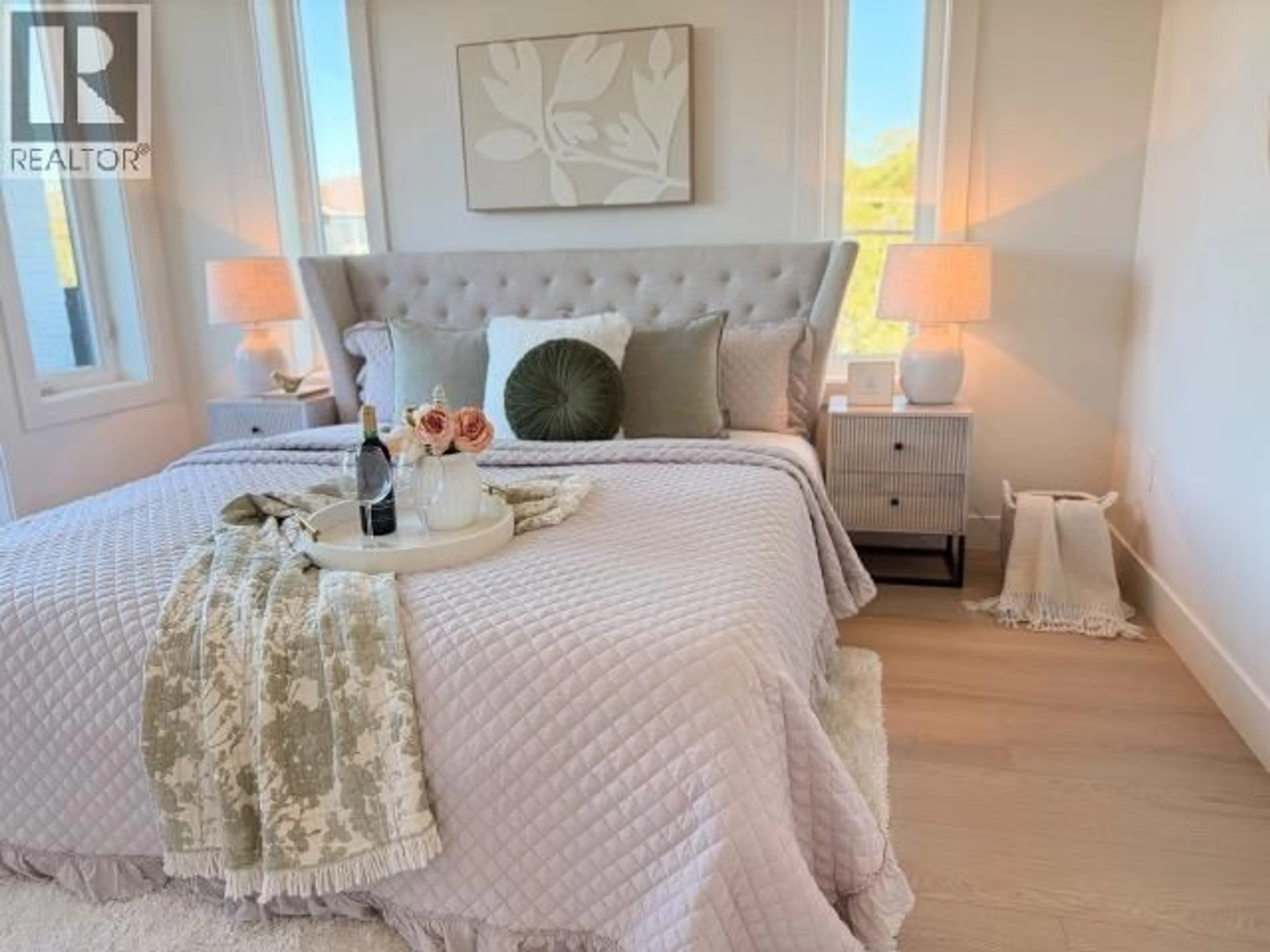 Bedroom with bed, unknown for 6425 DOMAN STREET, Vancouver British Columbia V5S3H2
