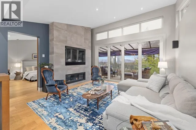 1269 CLOVERLEY STREET, North Vancouver 5