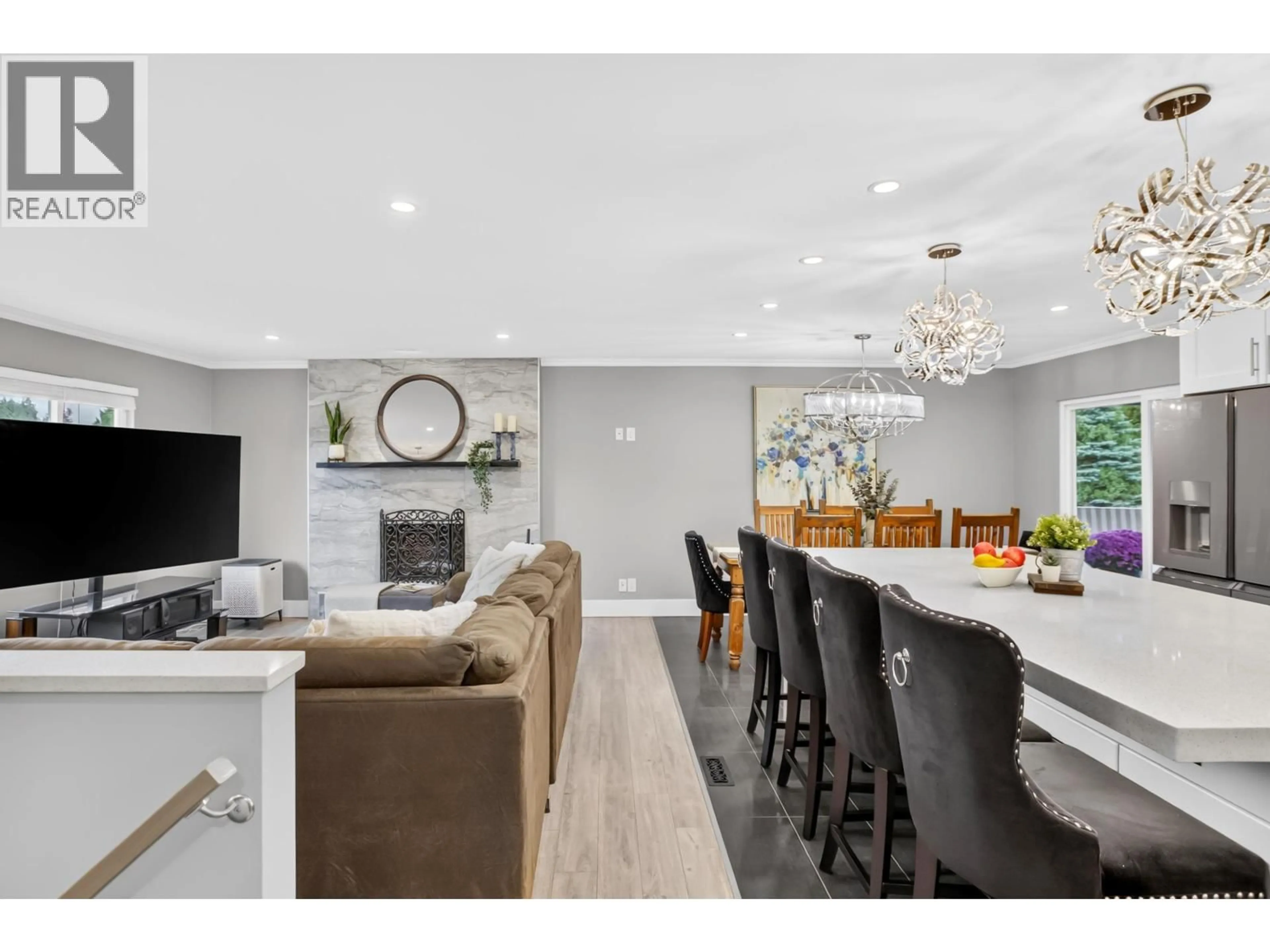 Open concept kitchen, unknown for 11554 WILDWOOD CRESCENT, Pitt Meadows British Columbia V3Y1M8