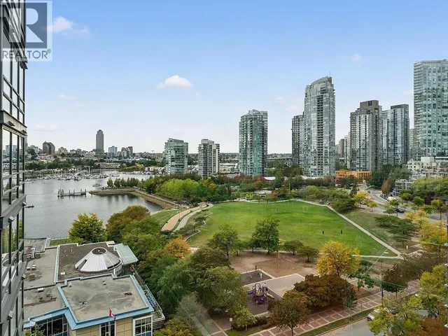 16D - 139 DRAKE STREET, Vancouver 2