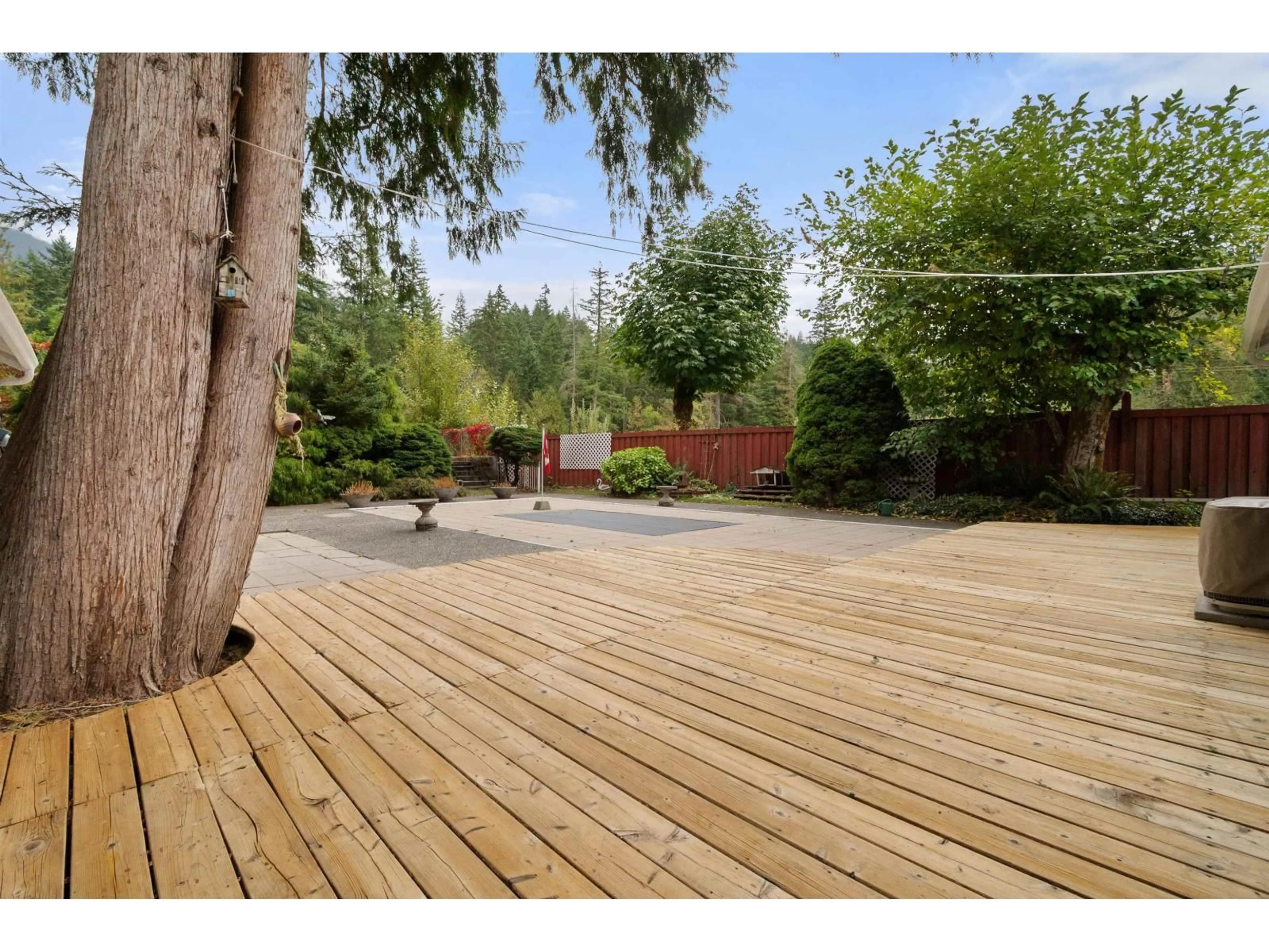 Patio, forest/trees view for 555 GLENAIRE DRIVE, Hope British Columbia V0X1L4