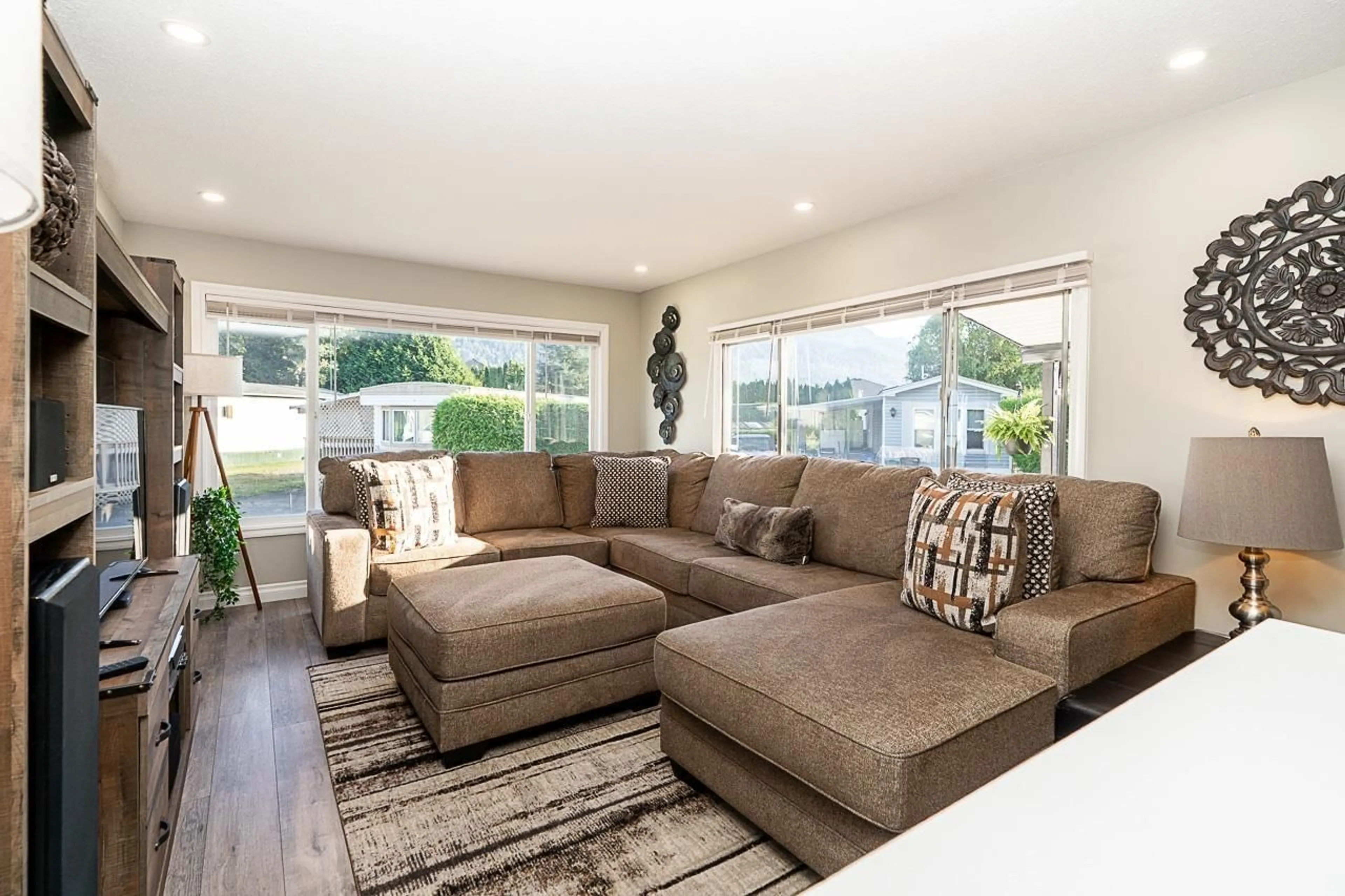 Living room with furniture, unknown for 80 - 5742 UNSWORTH ROAD, Chilliwack British Columbia V2R3A2