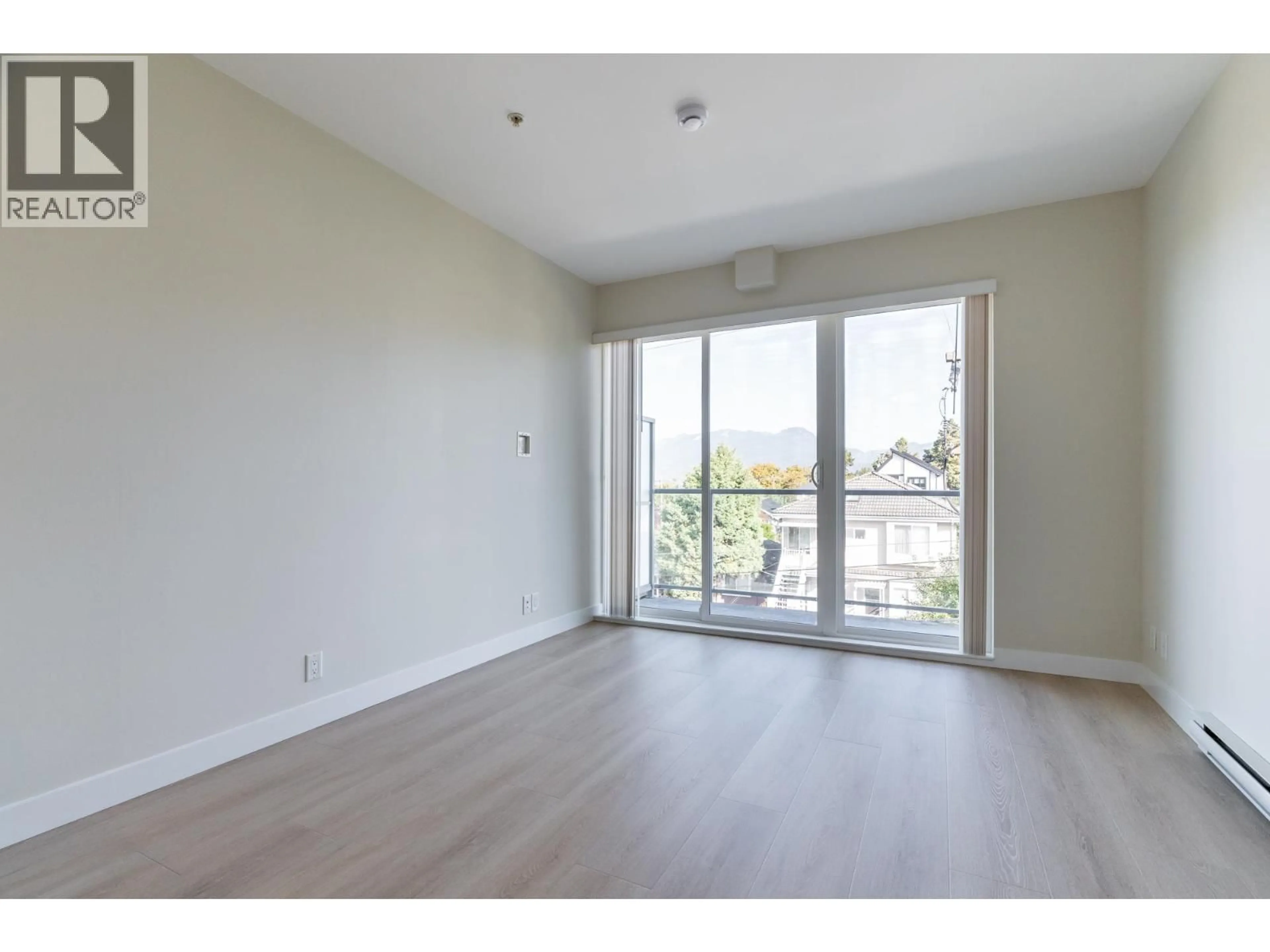 A pic of a room for PH9 - 388 KOOTENAY STREET, Vancouver British Columbia V5K2B1