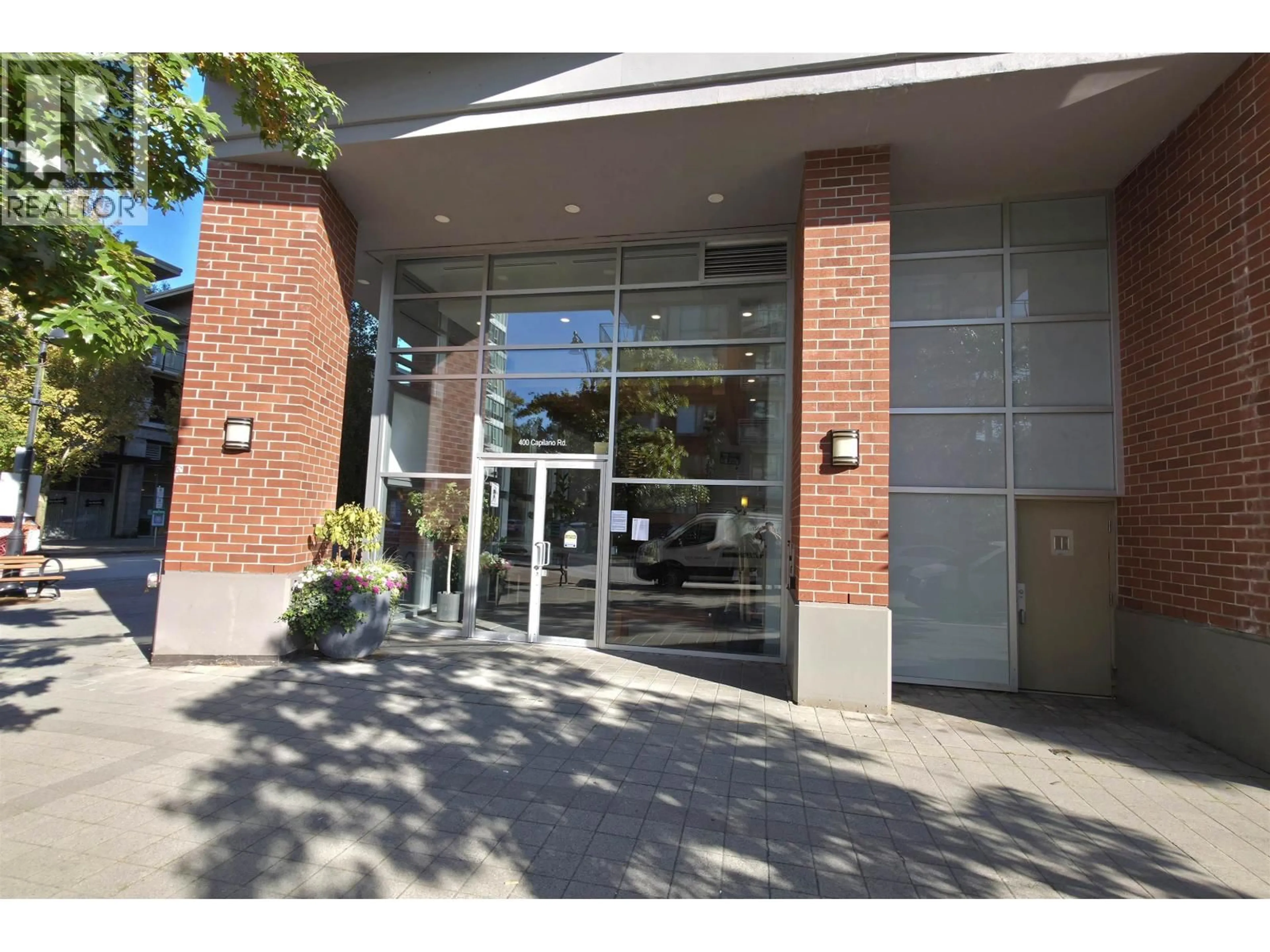 Indoor foyer for 2102 - 400 CAPILANO ROAD, Port Moody British Columbia V3H0E1