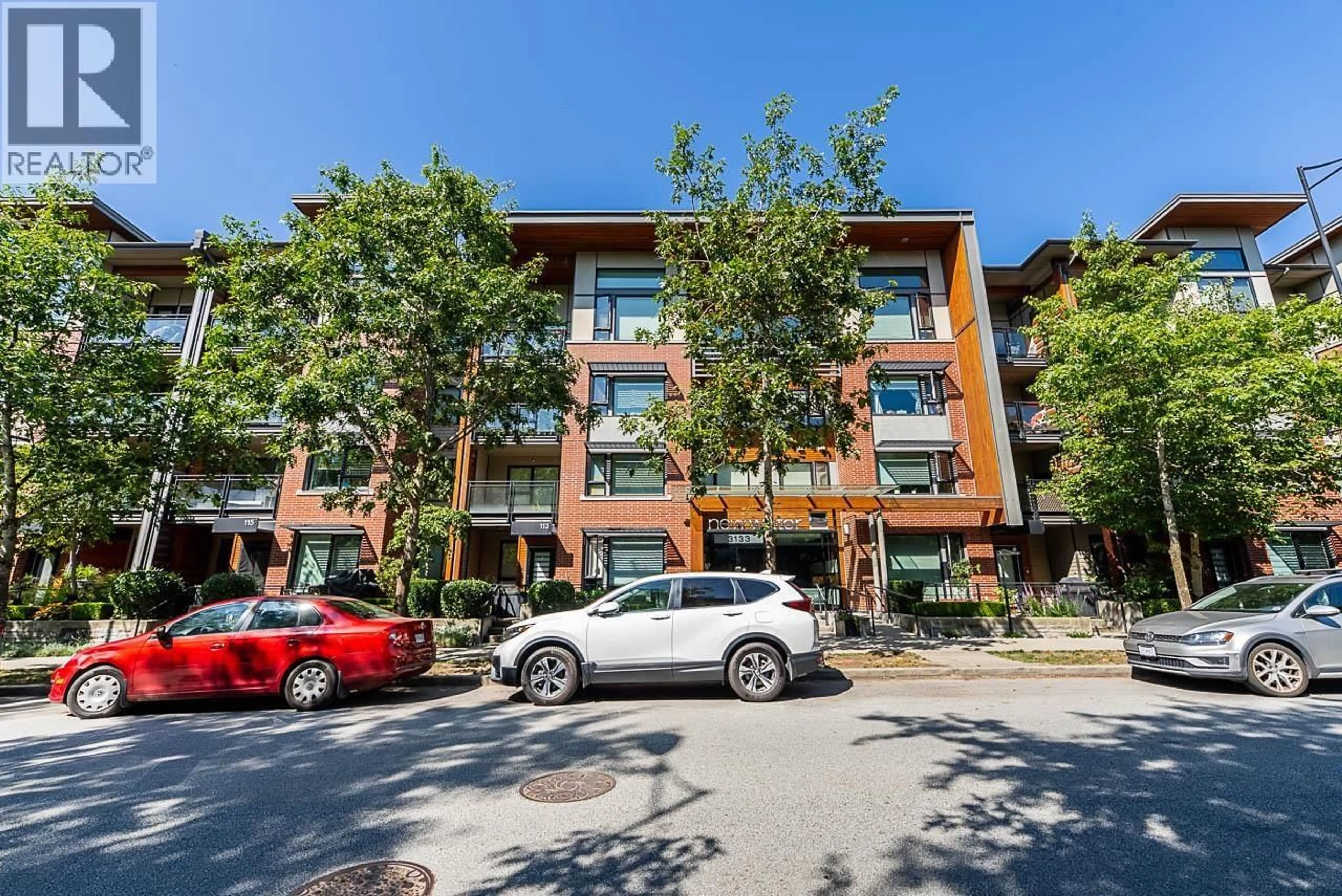 A pic from outside/outdoor area/front of a property/back of a property/a pic from drone, street for 111 - 3133 RIVERWALK AVENUE, Vancouver British Columbia V5S0A7