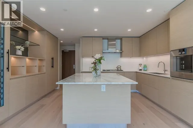 308 - 3639 16TH AVENUE, Vancouver 3