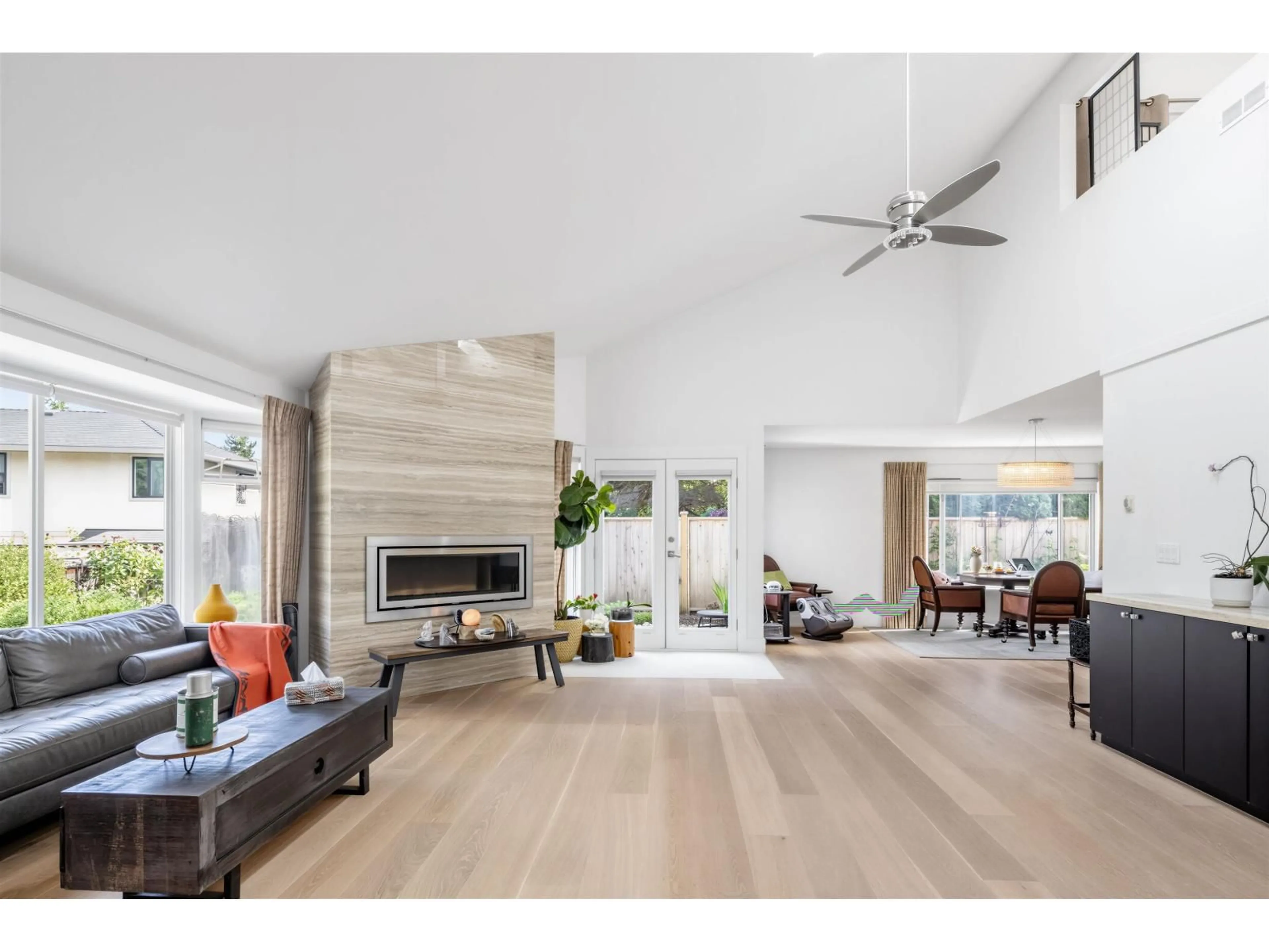 Living room with furniture, unknown for 880 164A STREET, Surrey British Columbia V4A9B9
